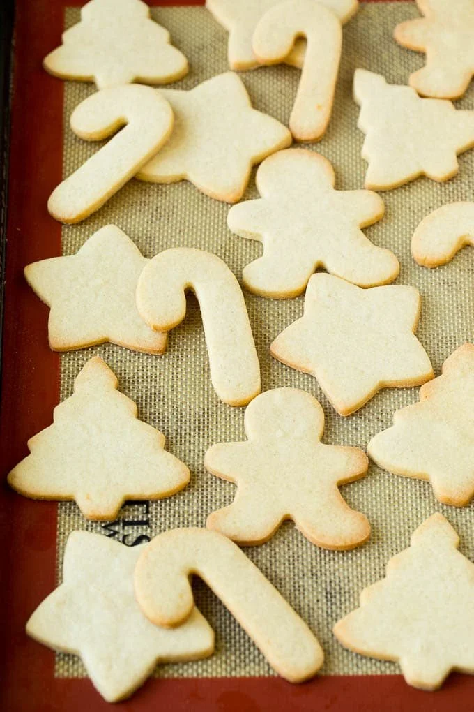 christmas-sugar-cookies-14.jpg