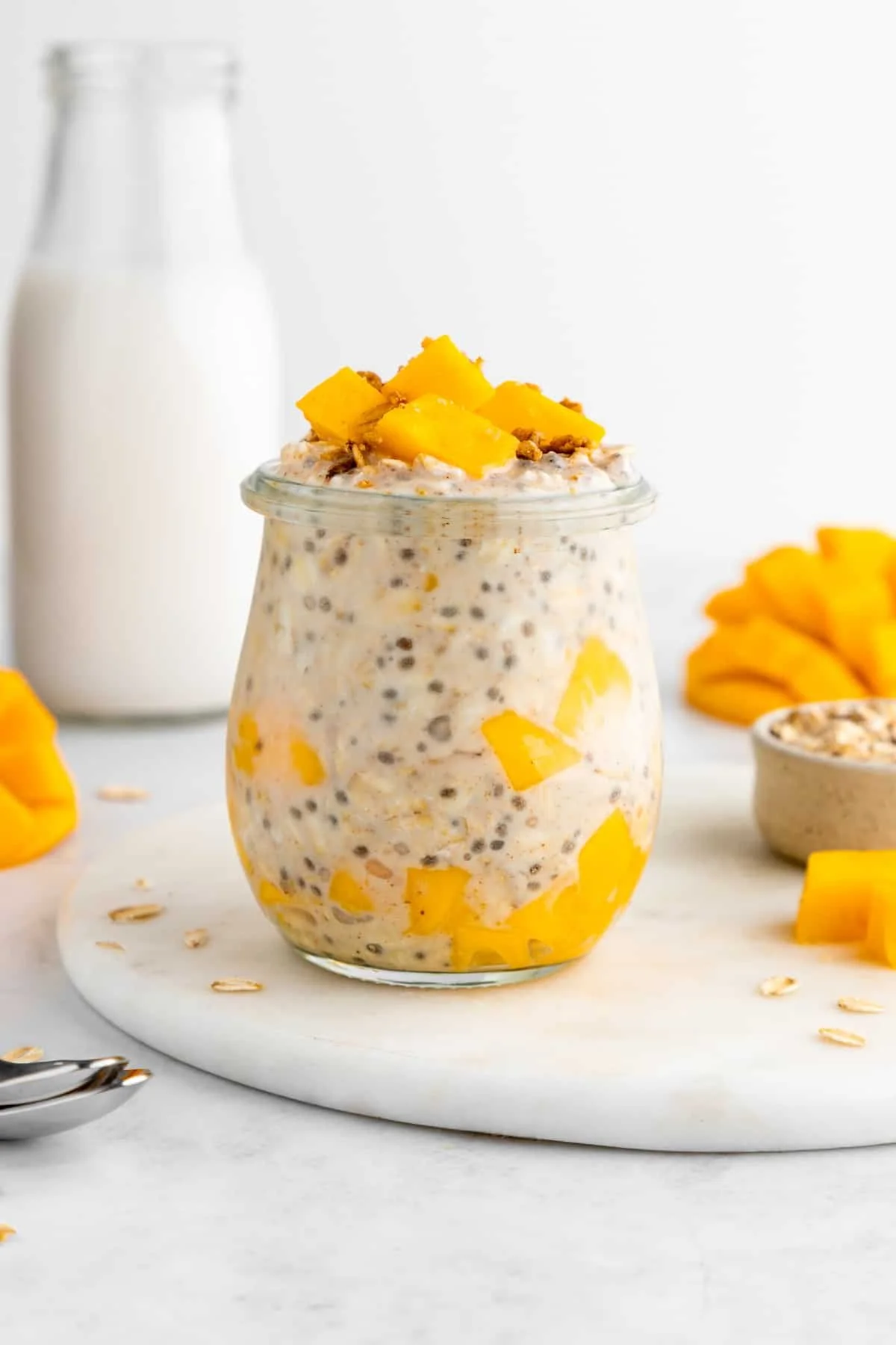 mango-overnight-oats-5.jpg