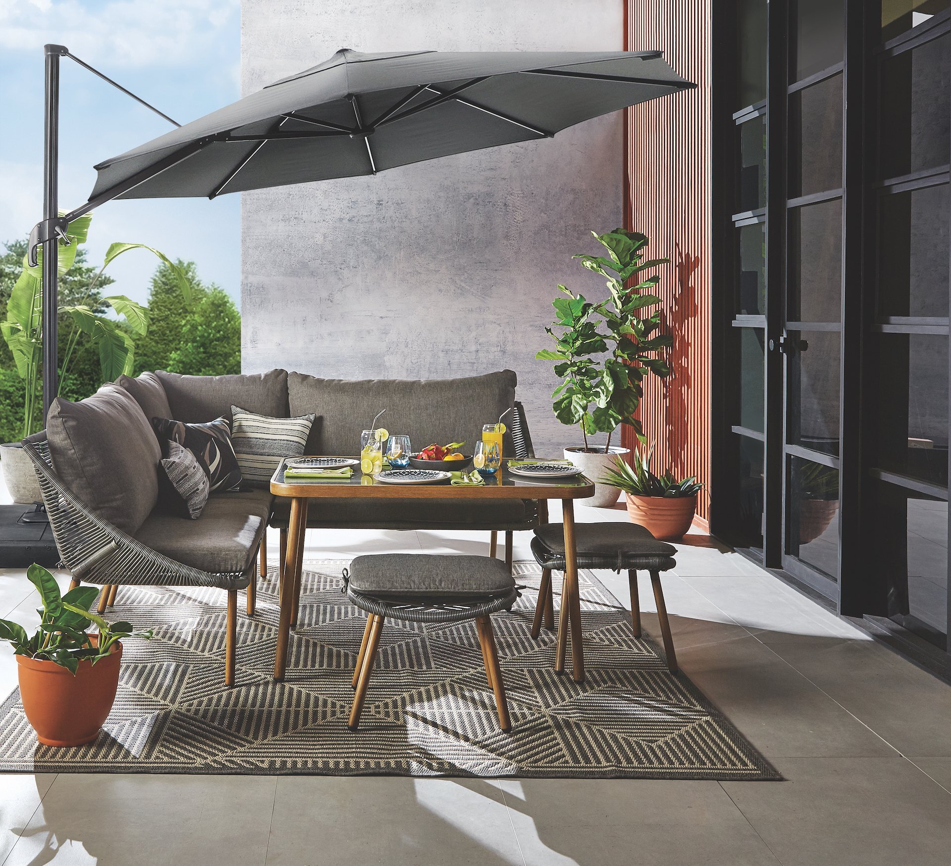 102563_PatioDigest_Pg7_pos1_SkylerSectionalSet_31283521 copy.jpeg