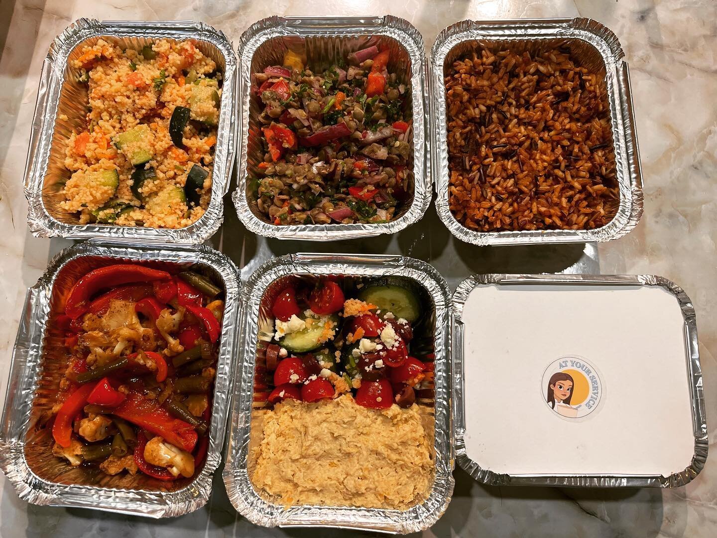 A week of vegan lunches at $8 per meal. Left to right, top to bottom: Tabbouleh Salad, Turkish Lentil Salad, Wild Spicy Spanish Rice, Cauliflower Stir Fry, and a Humus Salad.

#veganfood #smallbusiness #bouldercolorado #bouldersmallbusiness #mealdeli