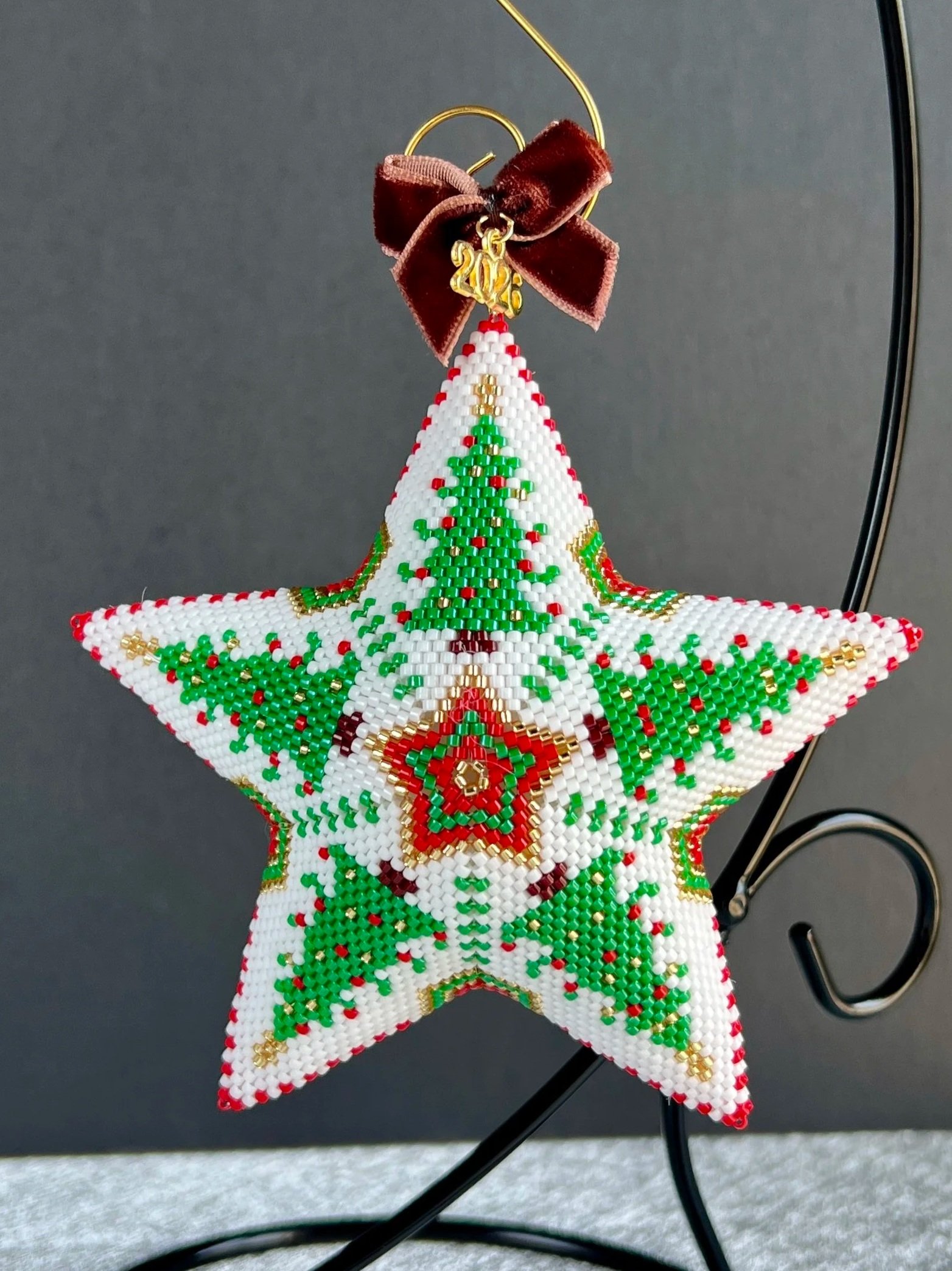 Christmas 3D Peyote Star