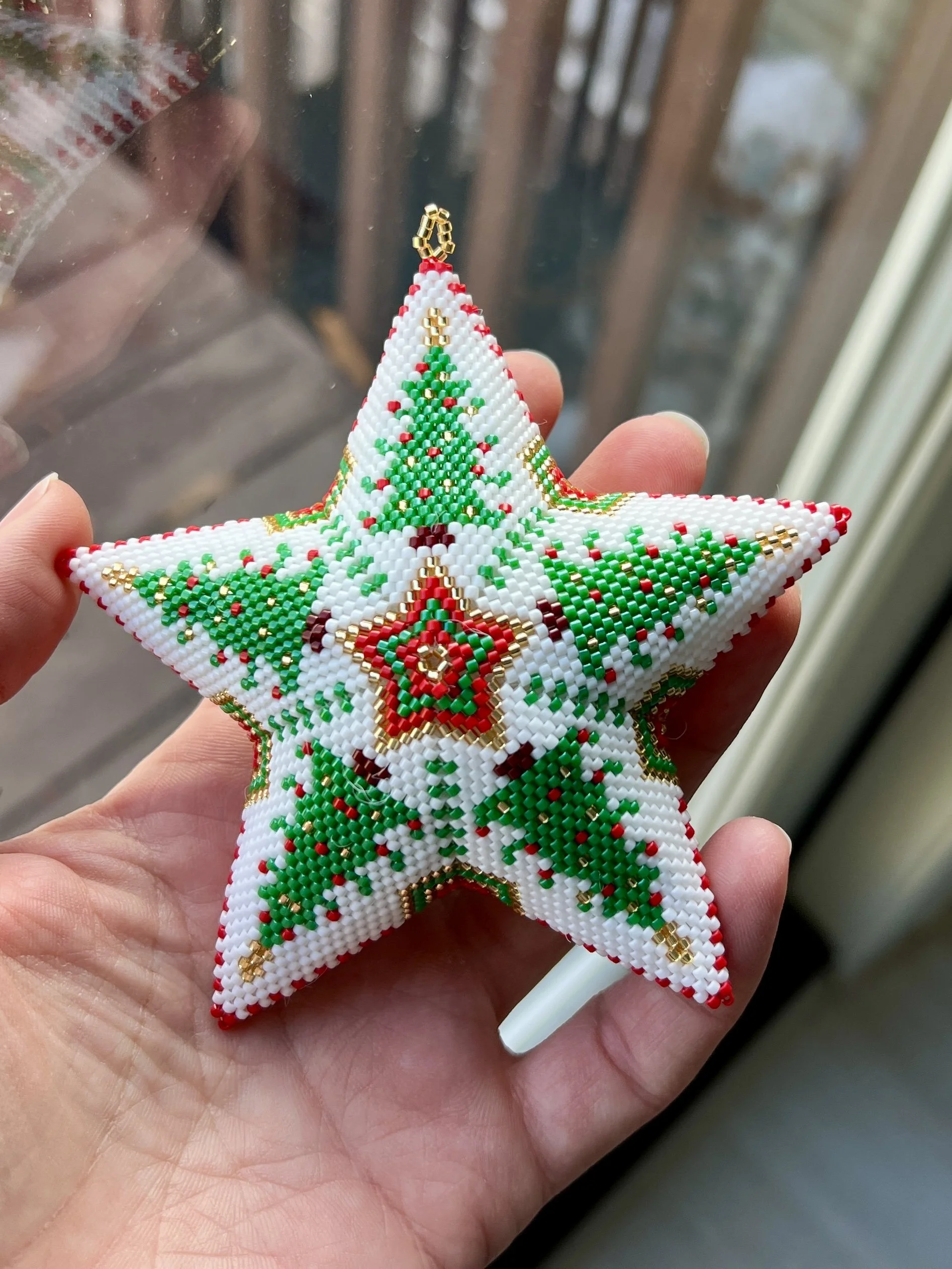 Christmas 3D Peyote Star