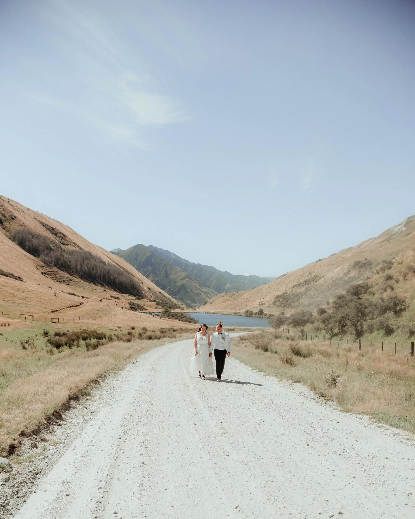 Moke Lake with Tom &amp; Monty 🤍 

Can&rsquo;t wait to share more from this beautiful Queenstown wedding! 🥰🥰