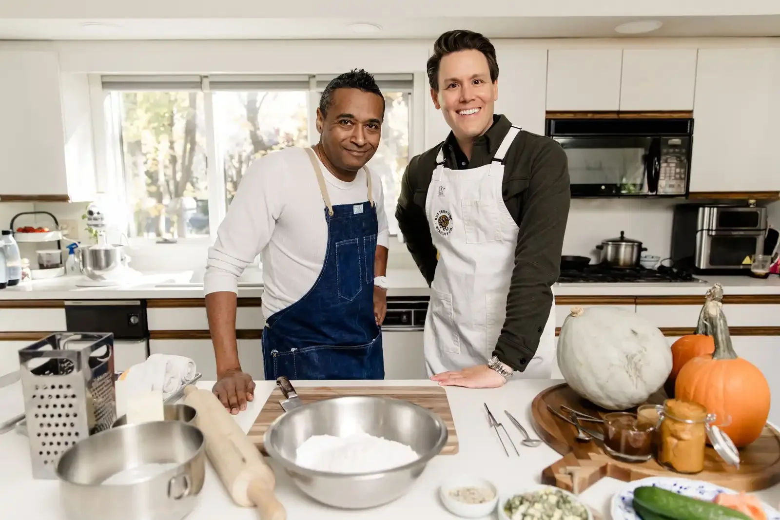 Matthew Hoffman cooking with Chris Scott on Fame to Table