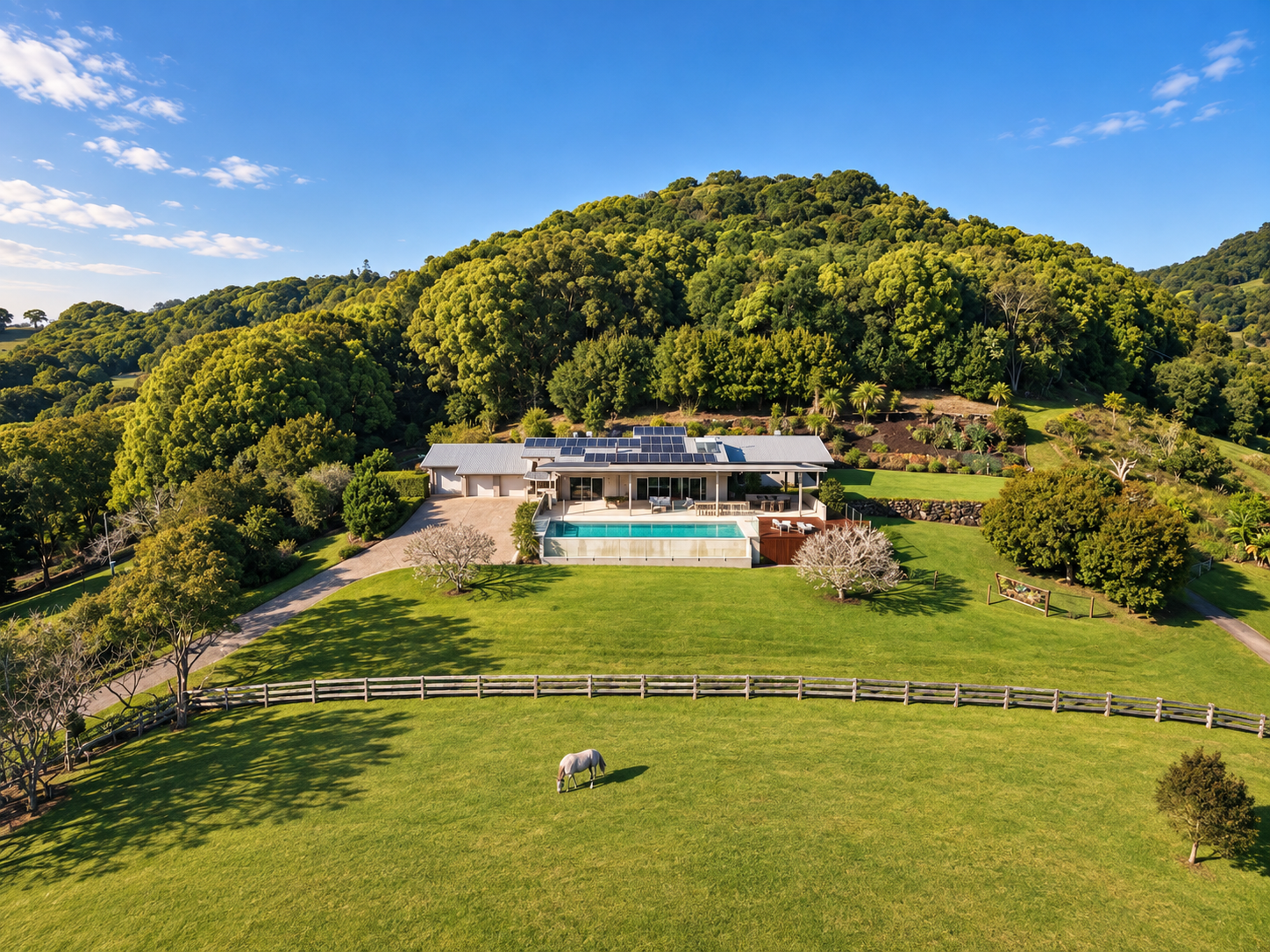 Luxury Equestrian Estate Cooroy Mountain Noosa Hinterland-007.png