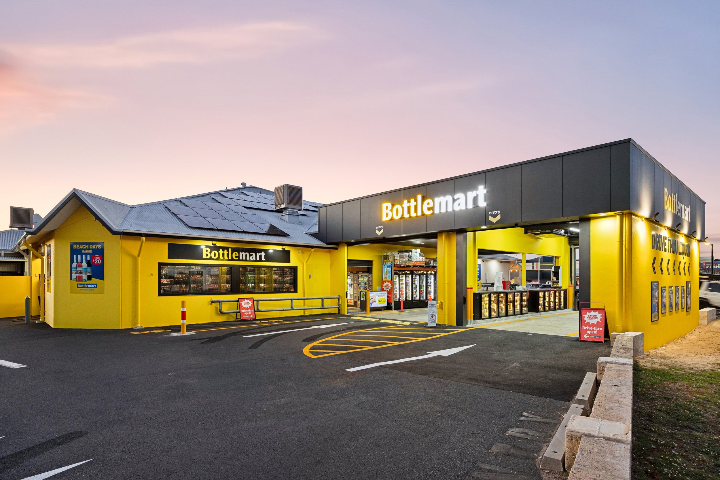 Eaton Tavern Twilight 15.jpg