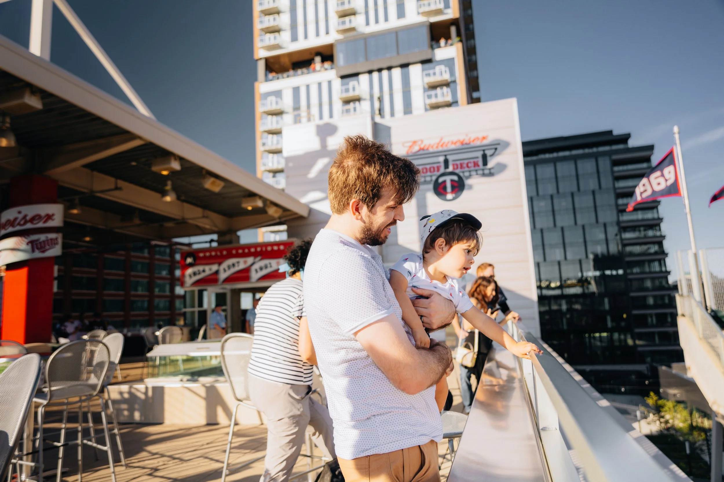 Relocating to Minnesota with Archie Homes Group - Family enjoying a Twins game at Target Field.