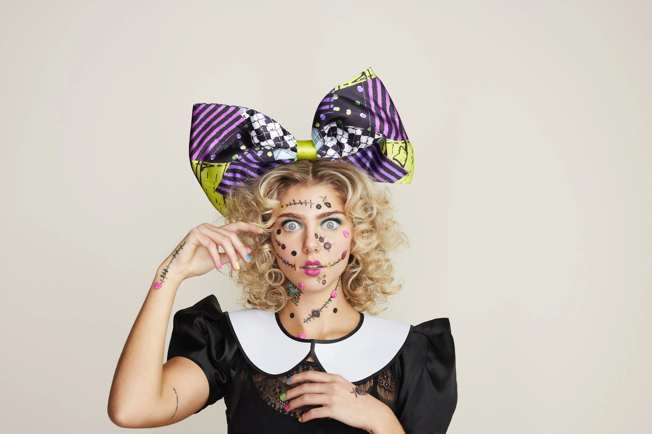 C-002017-01-020_240-11-1463_Buttons - Stitches Tattoo - Gem Kit.jpg