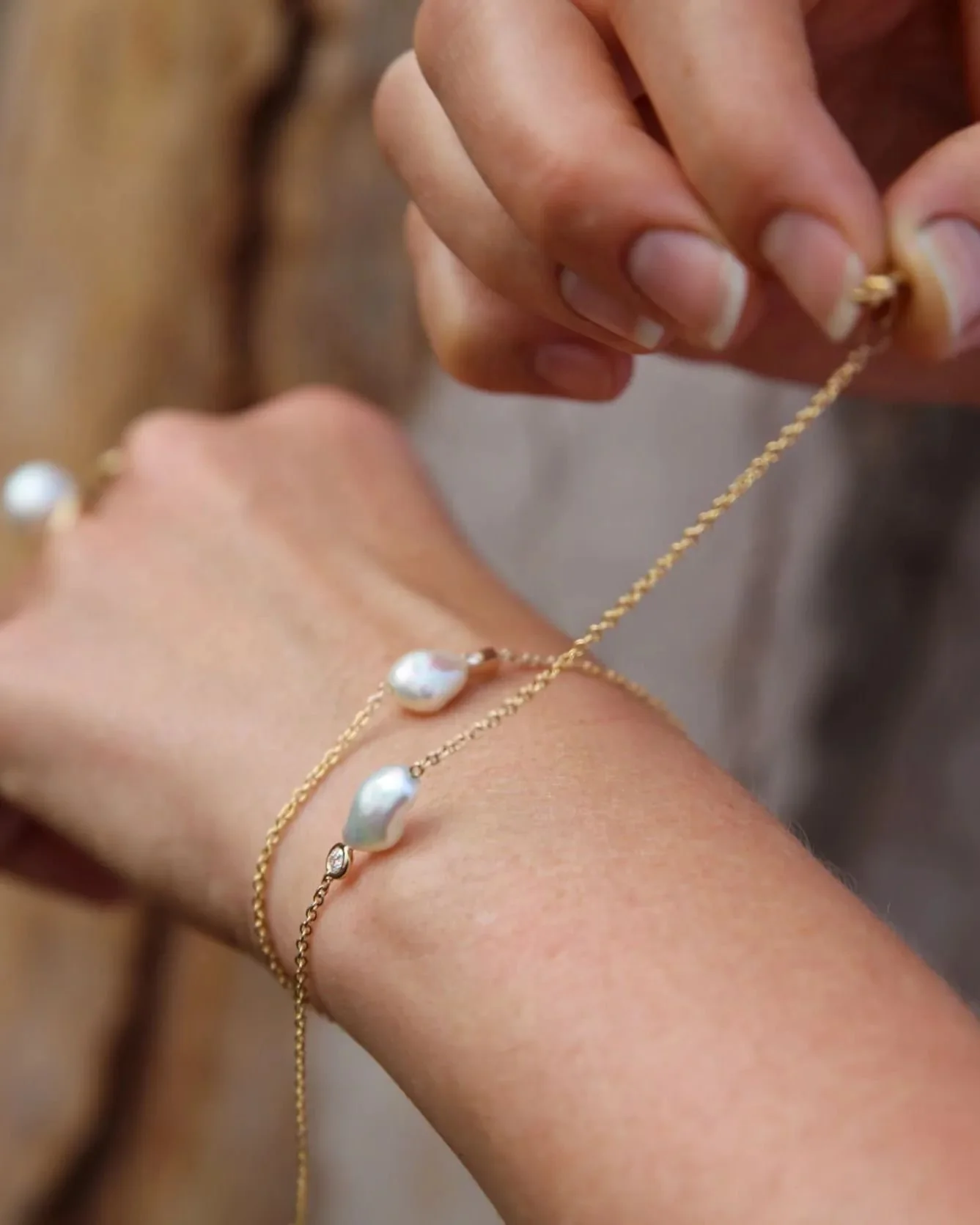 The unmatched beauty of a lustrous Keshi is what inspired the 'Lia Petite' Collection. With such a stunning natural element, a simple setting lets the eye focus on the star of the show - a Broome Keshi pearl!

#magnoliadesigns #magnoliamademe #keshi 