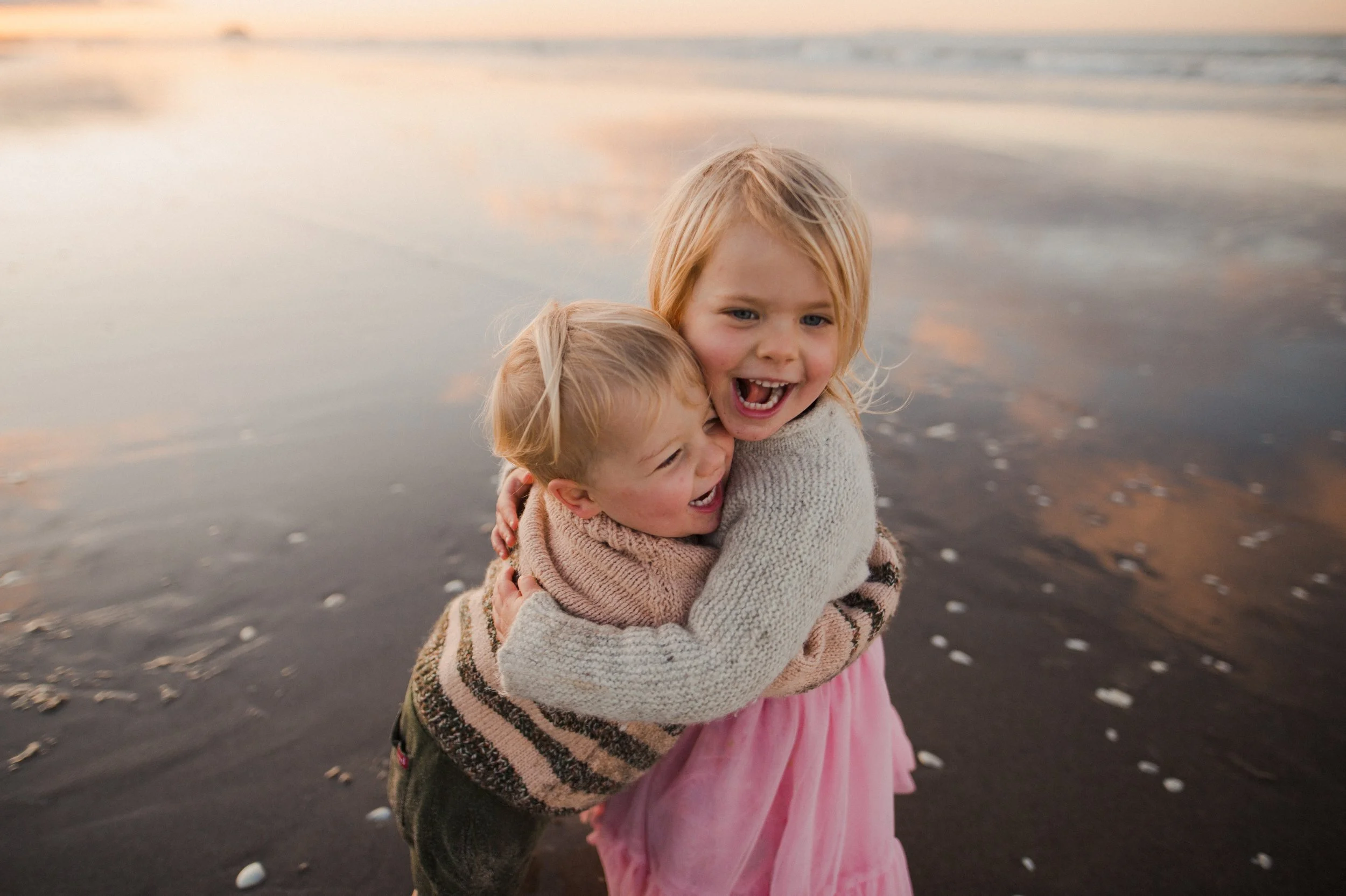 toddler sibling photo auckland family photographer photo shoot