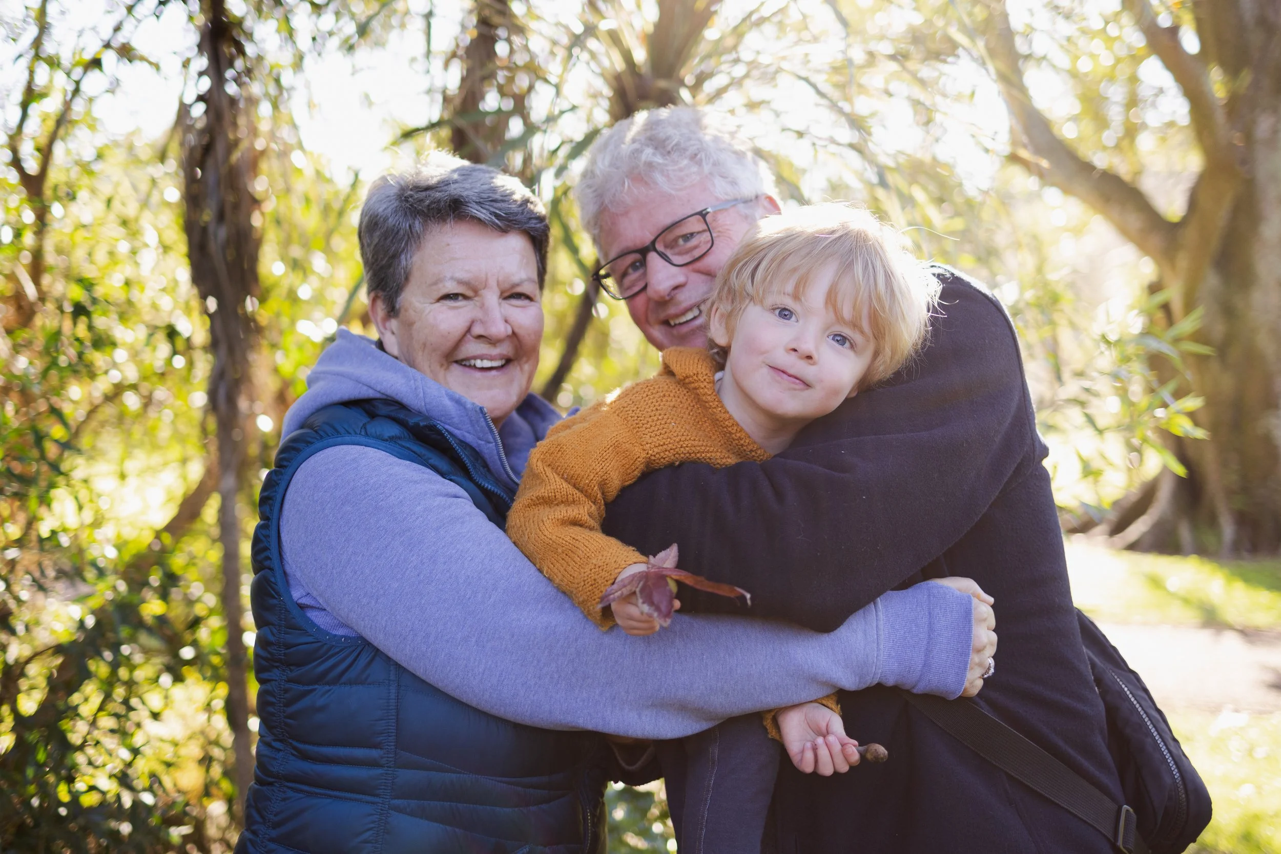 multi-generational family photographer in auckland