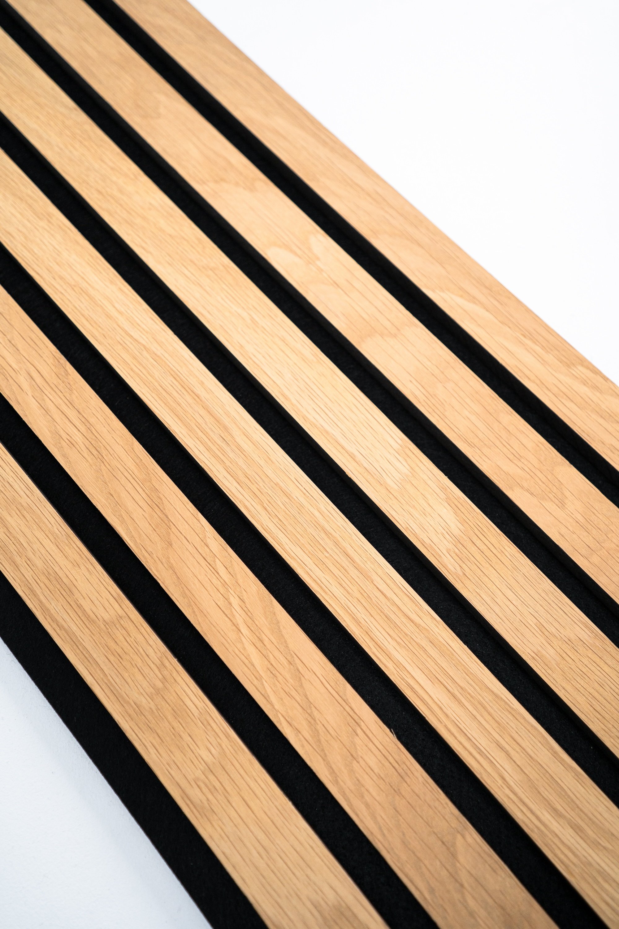 Natural Oak - Black Felt.jpeg