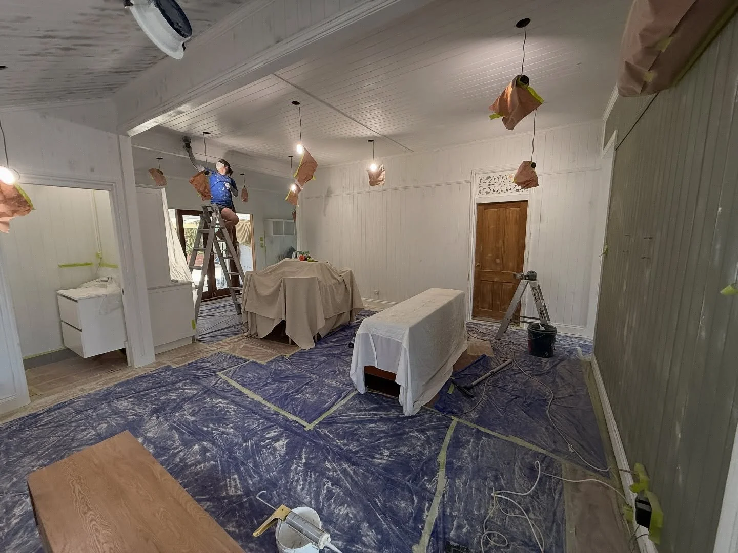 clear and protect a room before painting