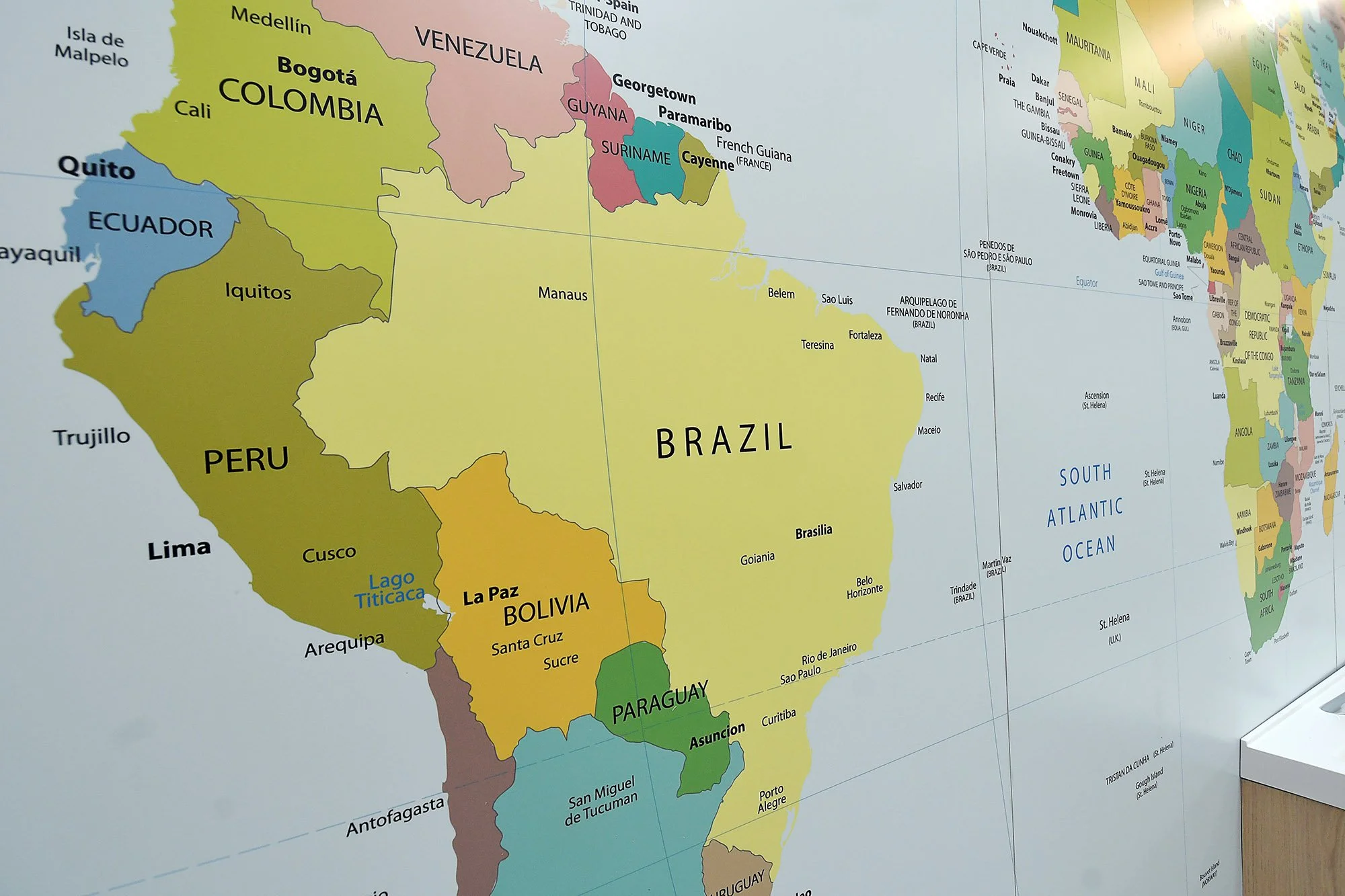 large-world-map-printed-wall.jpg