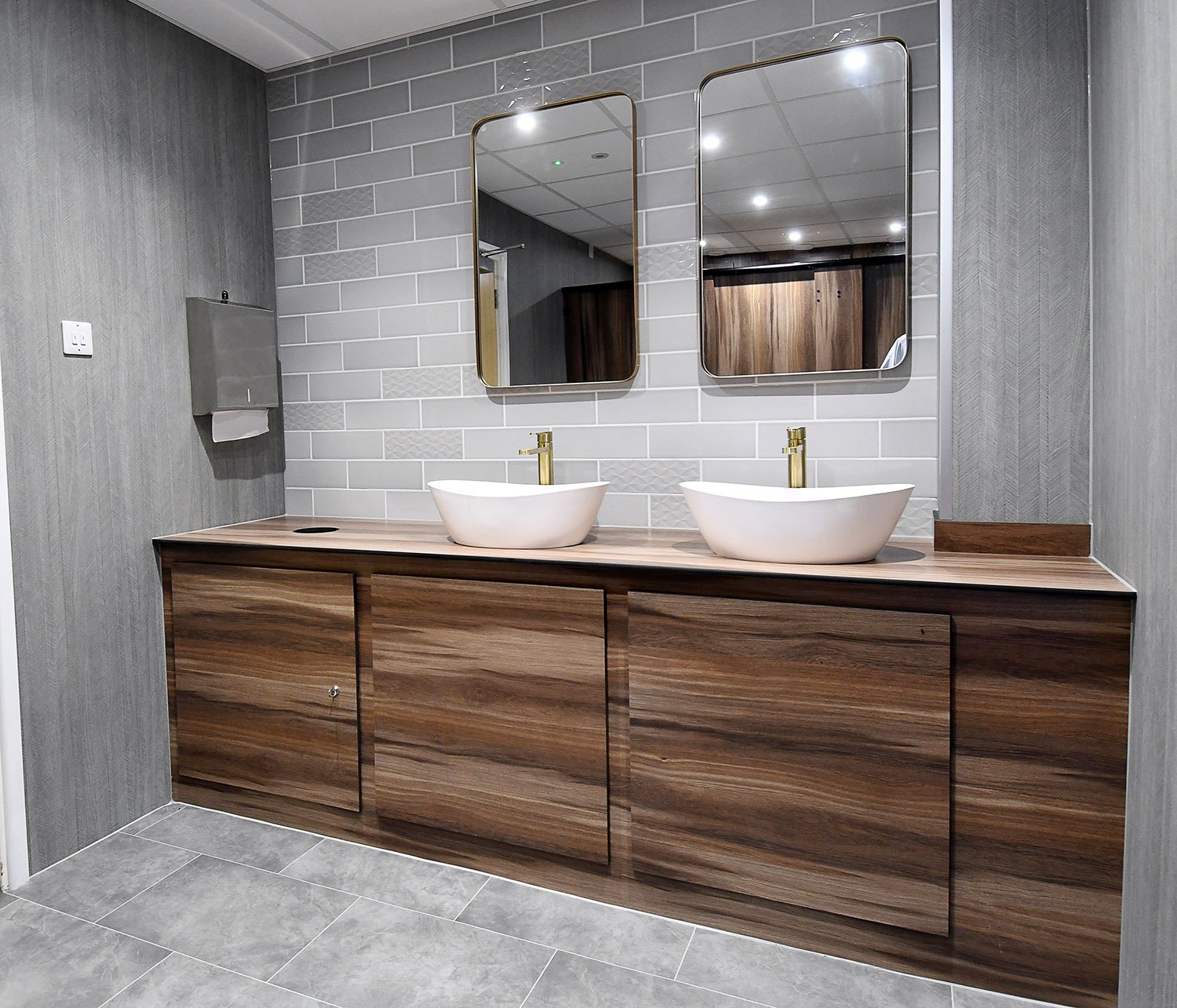 modern-office-toilets-wc-cubicles.jpg