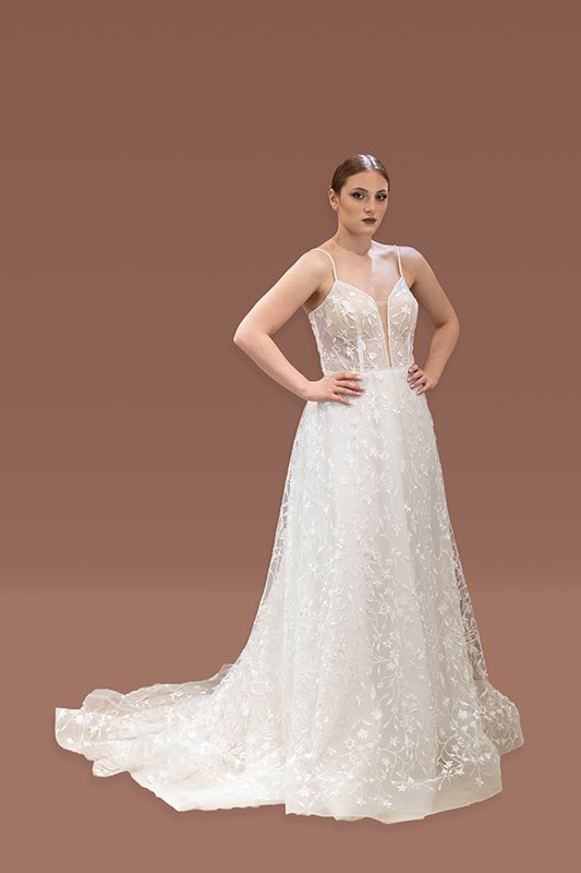 abito-sposa-outlet-principessa-2024-fronte.jpg