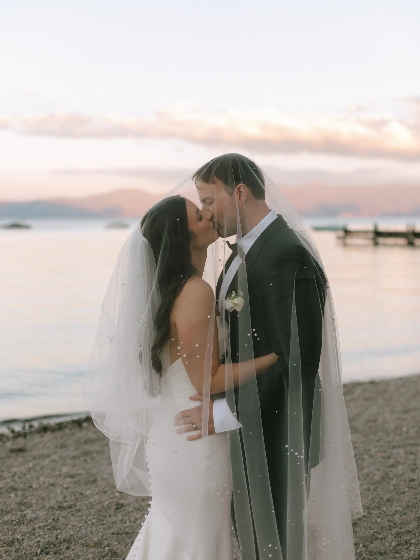 The most perfect day for Emma + Kenton🤍 
.
.
.
.
.
.
.
.
#boiseweddingphotographer #laketahoeweddingphotographer #idahoweddingphotographer #laketahoewedding