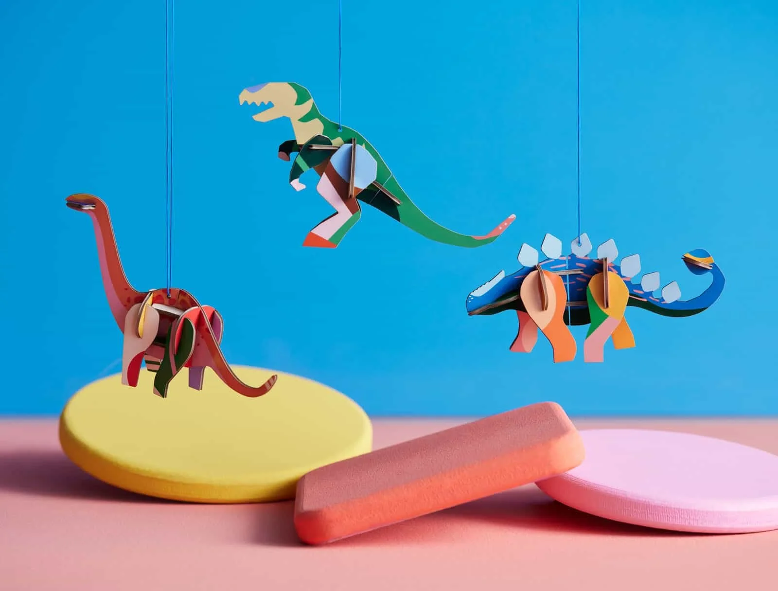 STEGO-DIPLO-T-REX_ORNAMENT-FESTIVE-PLAY-LUCKY-CHARM_WEBSITE_OVERVIEW_PICTURE.jpg