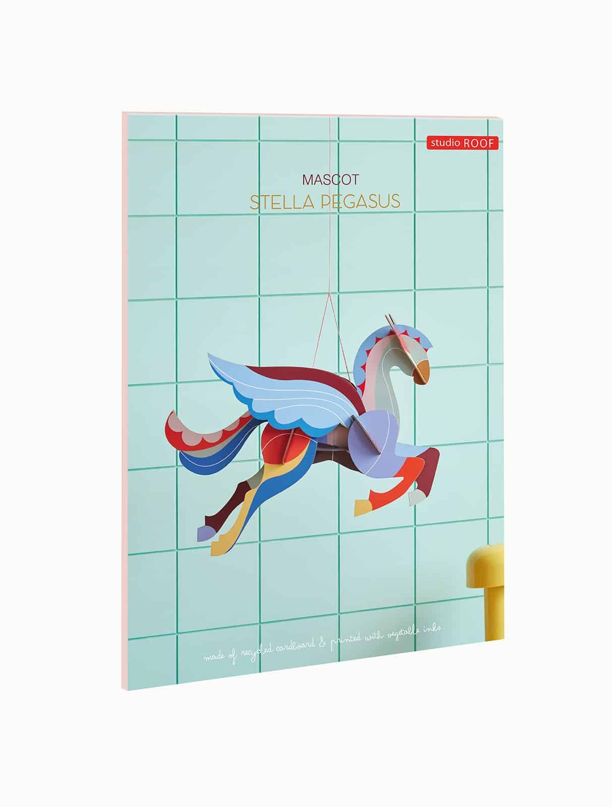 STELLA-PEGASUS_ORNAMENT-MASCOT_WEBSITE_MOCKUP-PACKAGING_PICTURE.jpg
