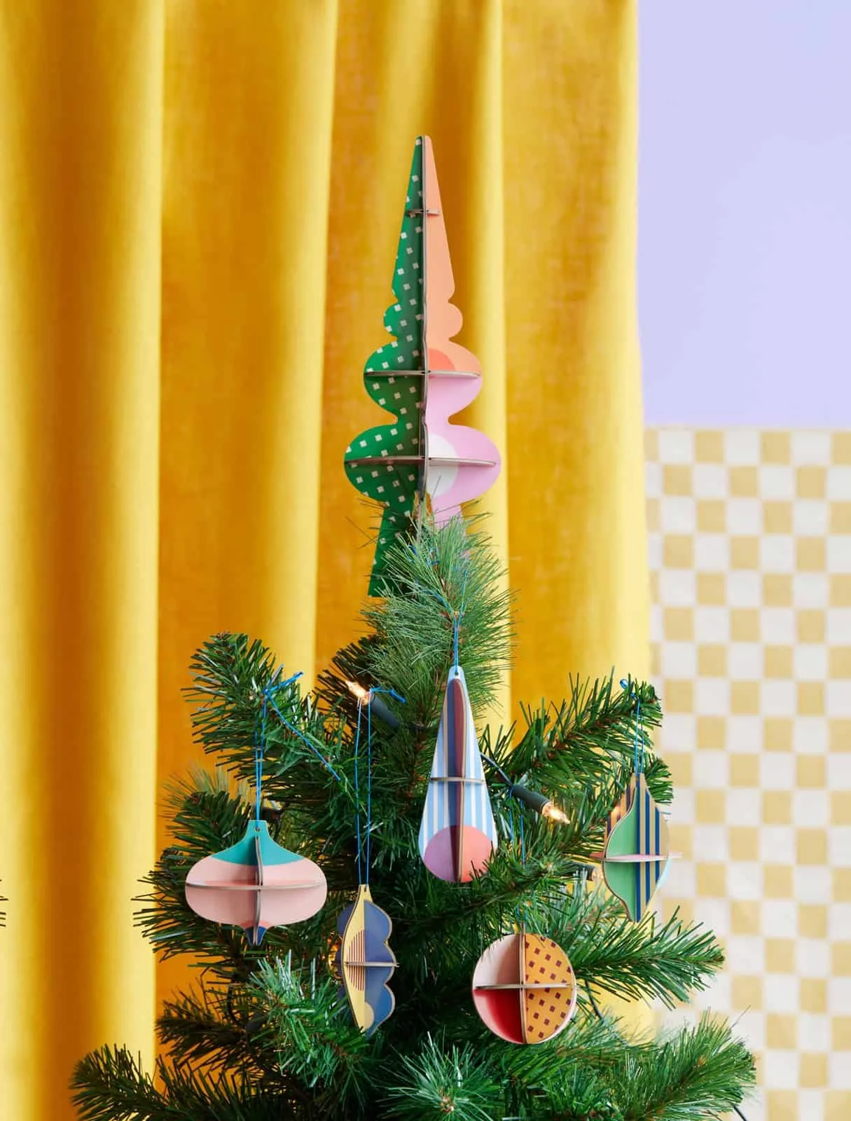 POLKA-FESTIVE-SET-WEBSITE-AMBIENT-PICTURE-1-1.jpg