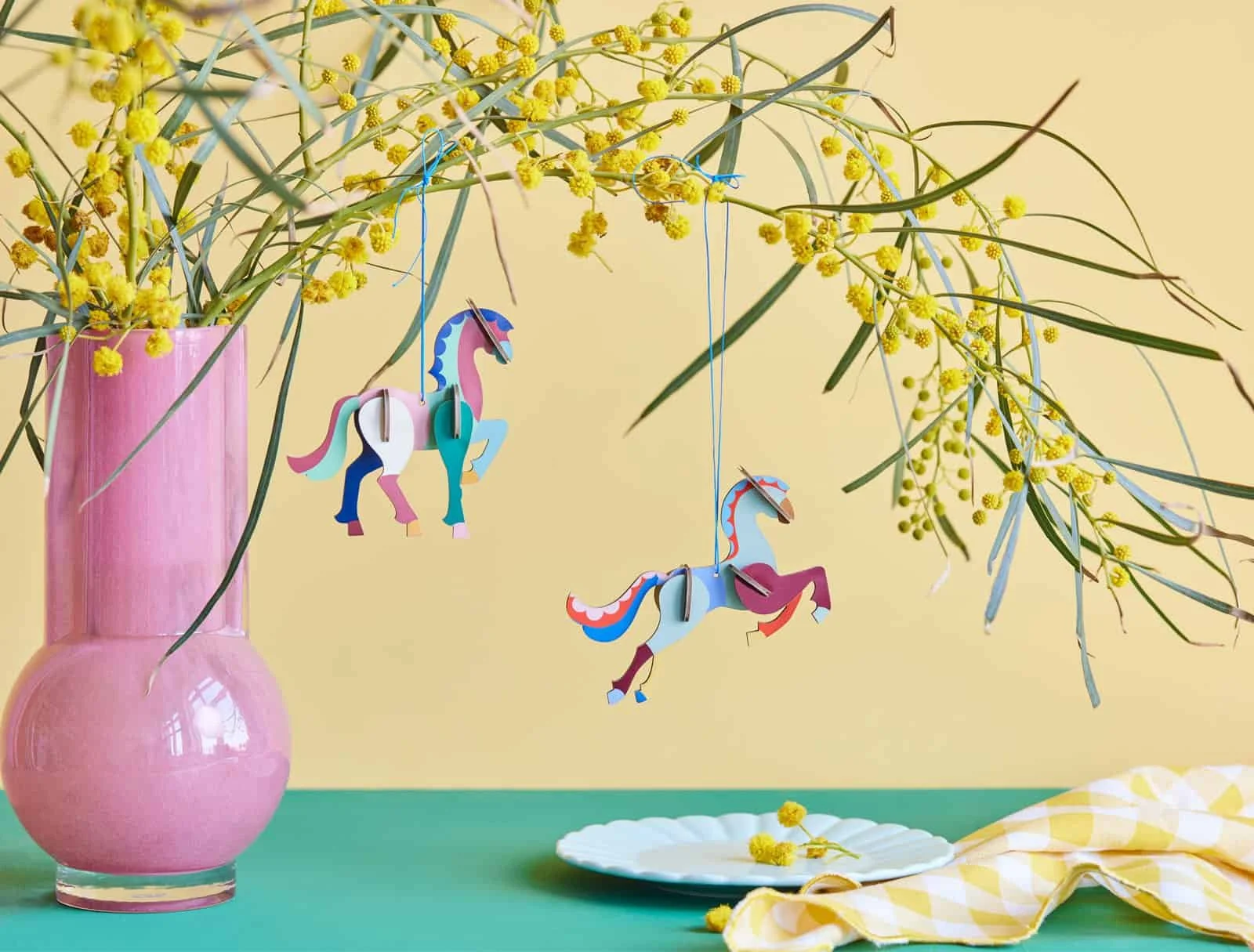 HORSE-PEGASUS_ORNAMENT-FESTIVE-PLAY-LUCKY-CHARM_WEBSITE_OVERVIEW_PICTURE.jpg