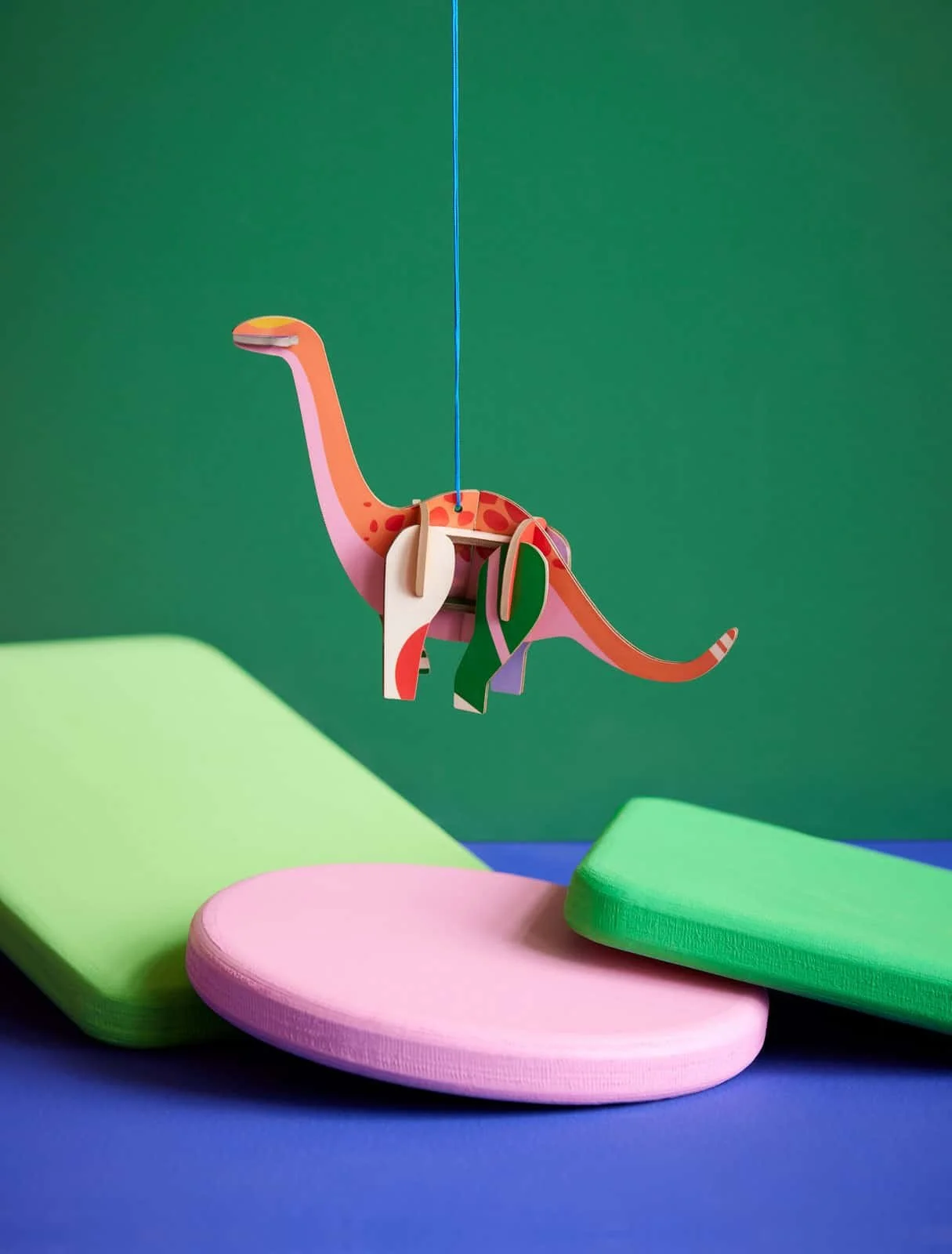 DIPLO_ORNAMENT-FESTIVE-PLAY-LUCKY-CHARM_WEBSITE_AMBIENT_PICTURE.jpg