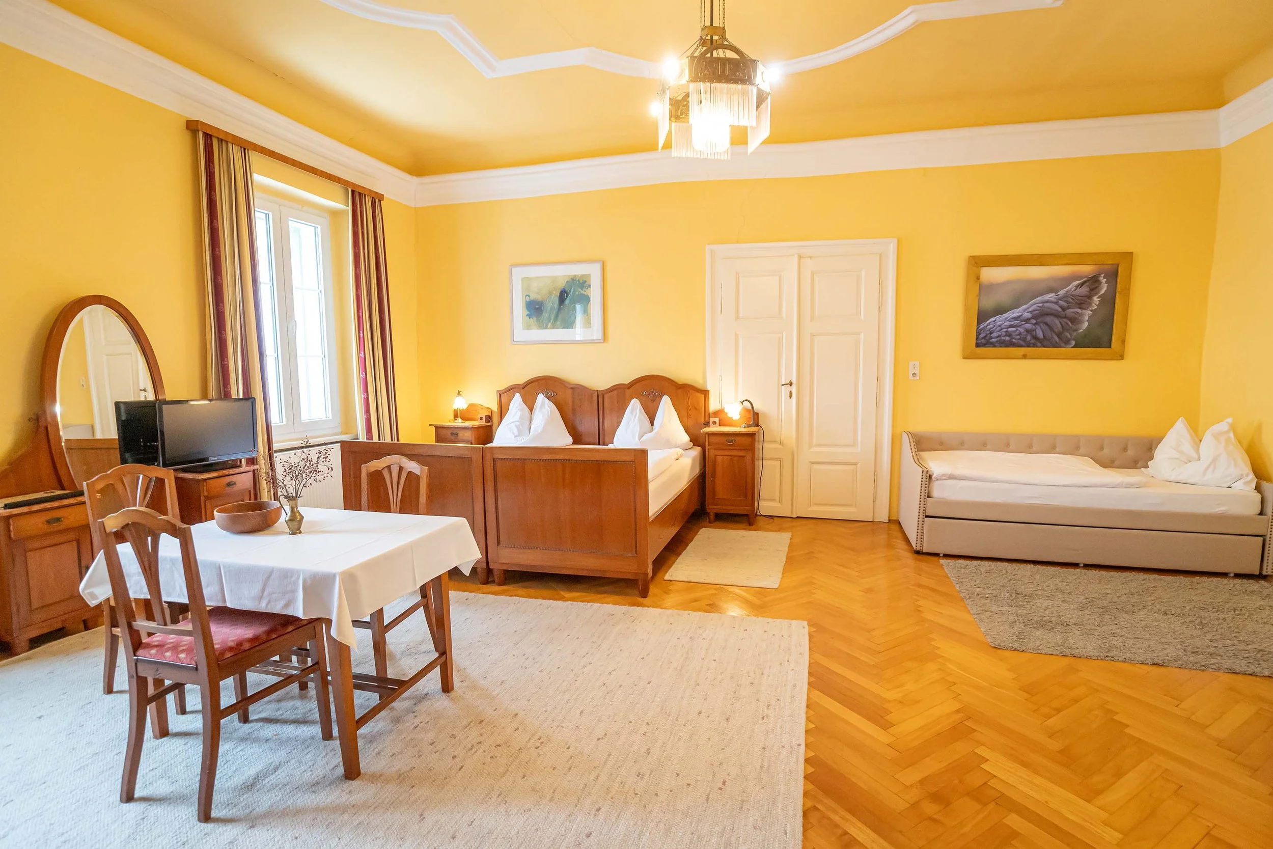 Schlossgut Gundersdorf Korezimmer 4.jpg