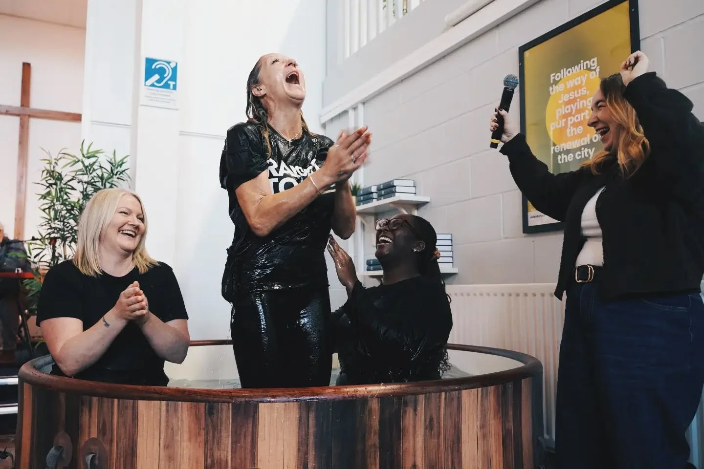 We 🫶 Baptism Sunday

It was a JOY to celebrate the Baptism of Tracy, Alex, Purity and Tina, and hear their encouraging testimonies of God's, guidance, grace and hope&hearts;️

#TryChurch #Lordshill