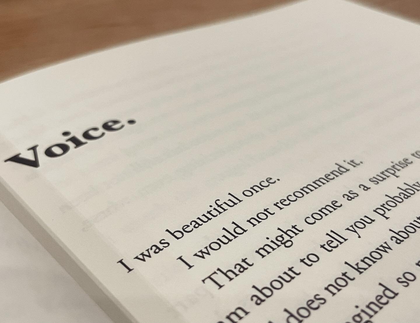 What&rsquo;s your favourite opening line from a book?📚
&bull;
The opening lines of Medusa (pictured here) were the very first thing I ever wrote for this book. Even after all my rounds of editing, these lines remained completely untouched🐍 Interest
