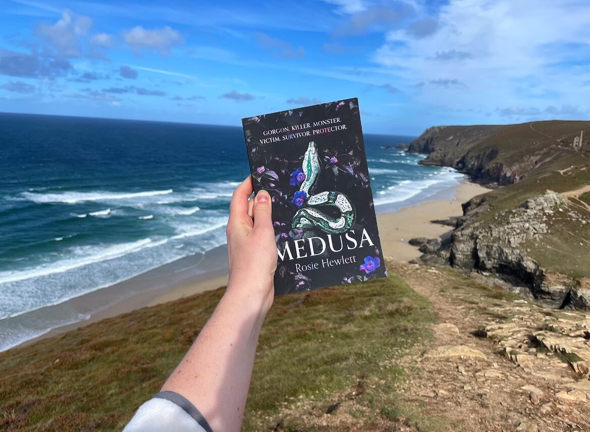 Happy 2nd publication anniversary to MEDUSA🐍💜 I can&rsquo;t believe it&rsquo;s been 2 years!
&bull;
When I took the plunge to self publish, I was admittedly terrified. I think people don&rsquo;t talk enough about how scary it is for authors to rele