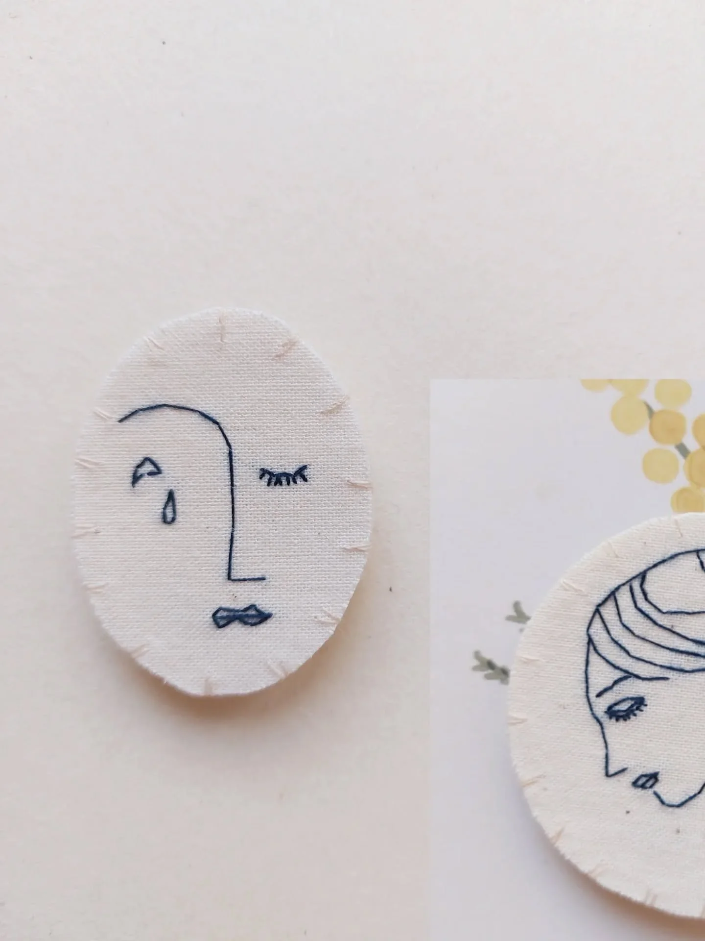 Voil&agrave;, &ccedil;a faisait un moment que je testais des choses, et j'ai enfin trouver le bon m&eacute;lange des mati&egrave;res pour vous proposer des dessins brod&eacute;s &agrave; porter ! Sur une veste, un pull, un sweat, chemisier, manteau. 