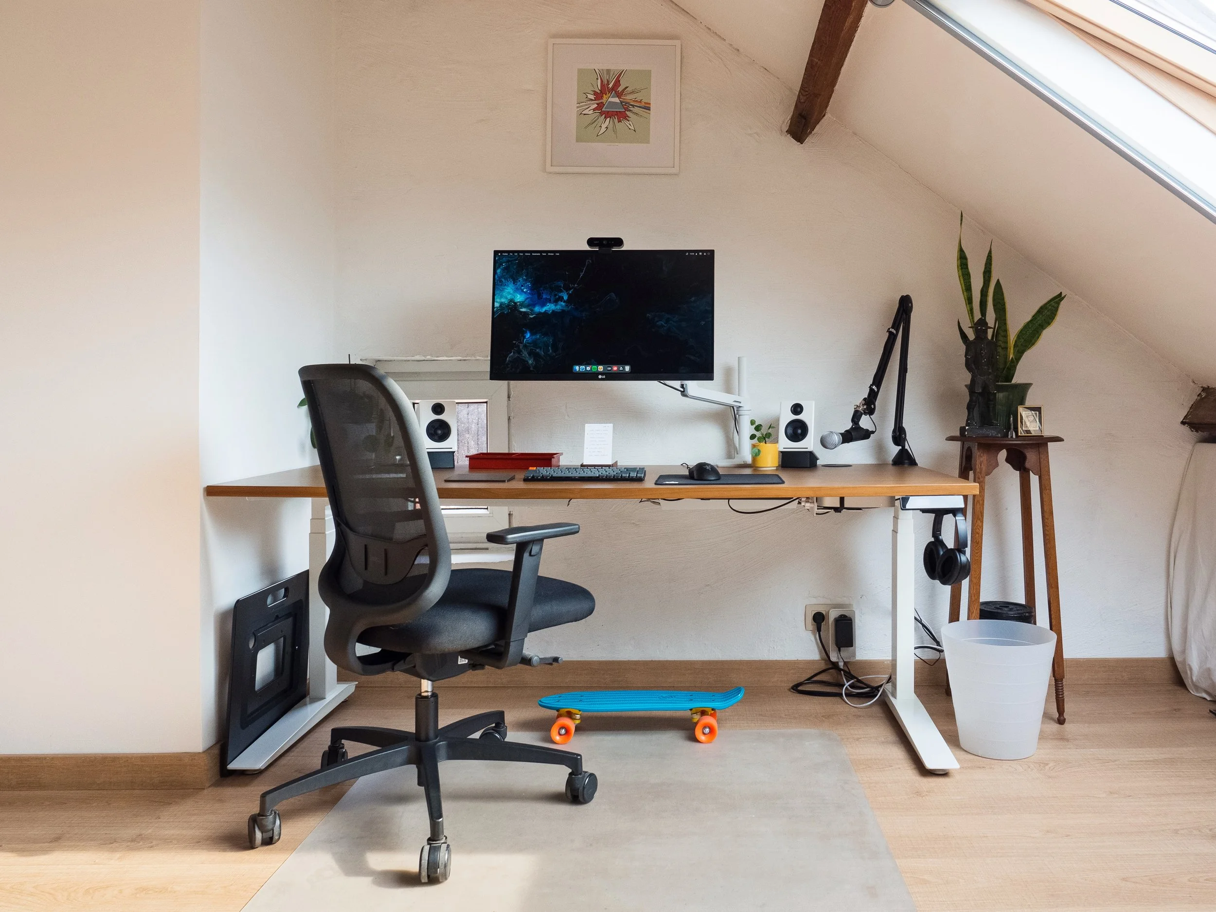 Use loft space for a home office