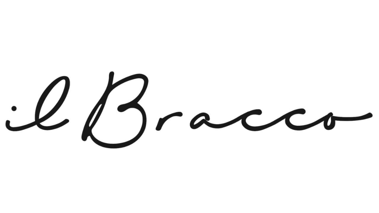 Black cursive text that reads 'I Bracco' on a transparent background.