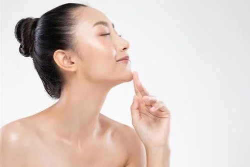CHIN filler in north London