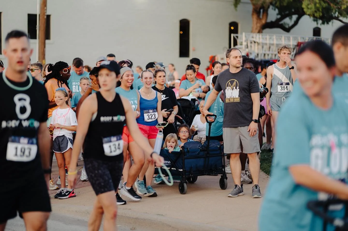 πIt’s Race Day, Abilene! Grab your glow gear and get ready for an unforgettable night under the lights!
Event Schedule:
π Glow Party (with children’s activities & non-profit booths): 6:00 PM
π Walk-Up Registration & Late Packe