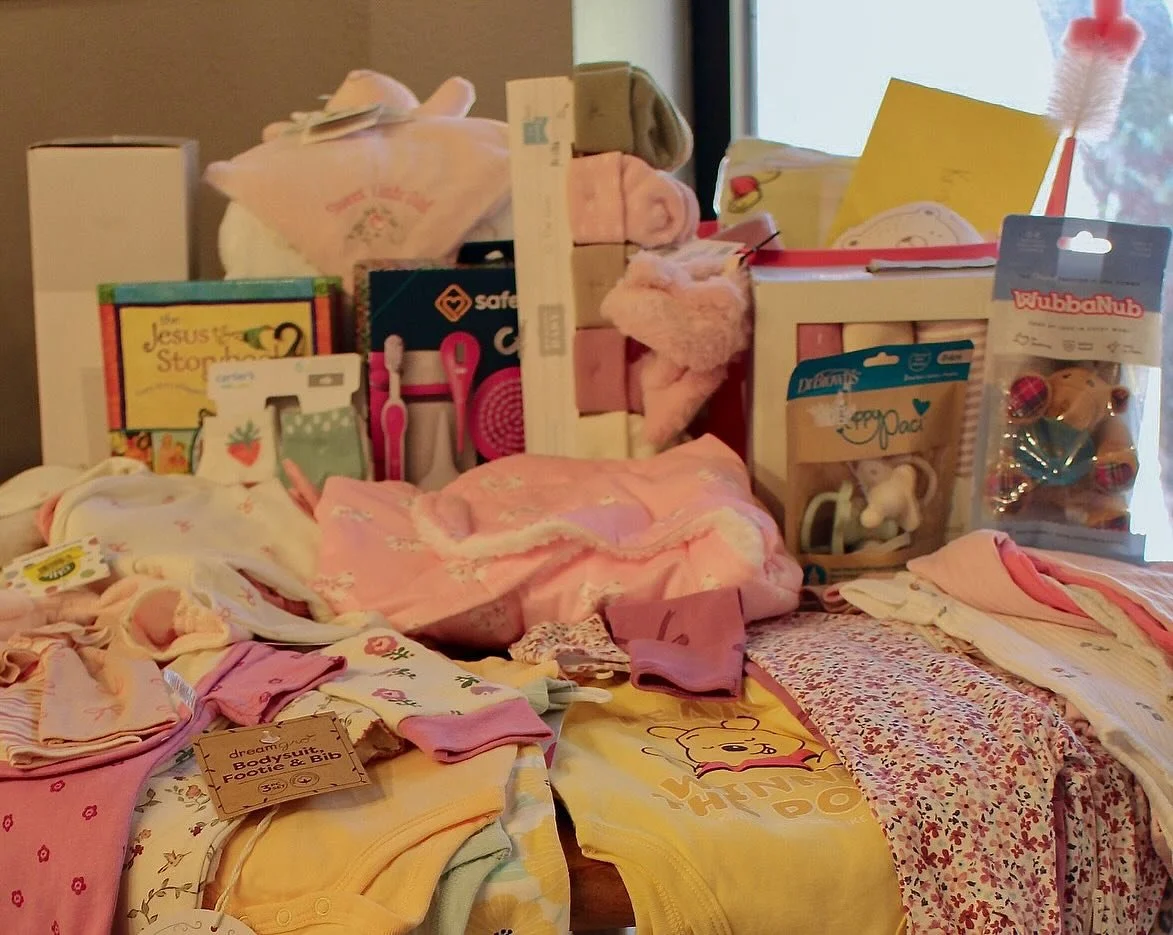 🎉What a joyful November baby shower! We are so thankful for our amazing volunteers and everyone who donated to make this day so special for an adolescent mom and her baby girl!