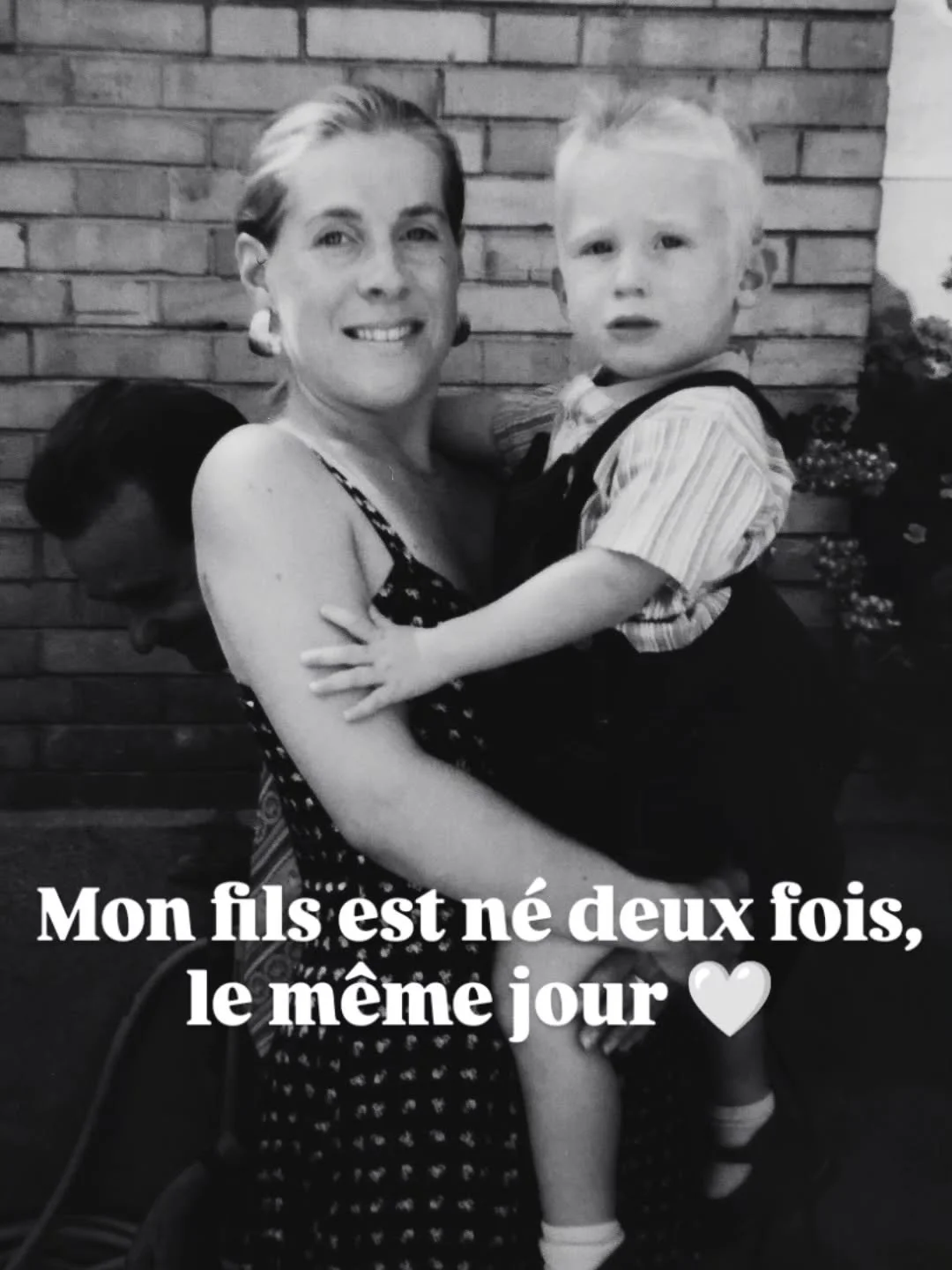 L'appel de la vie ✨
​
​Aujourd'hui, 3 octobre, mon c&oelig;ur de maman est rempli d'une &eacute;motion particuli&egrave;re. Nous c&eacute;l&eacute;brons les 28 ans de mon fils, Benjamin ! ☺️

C'est aussi la date symbolique, il y a deux ans, du d&eacu