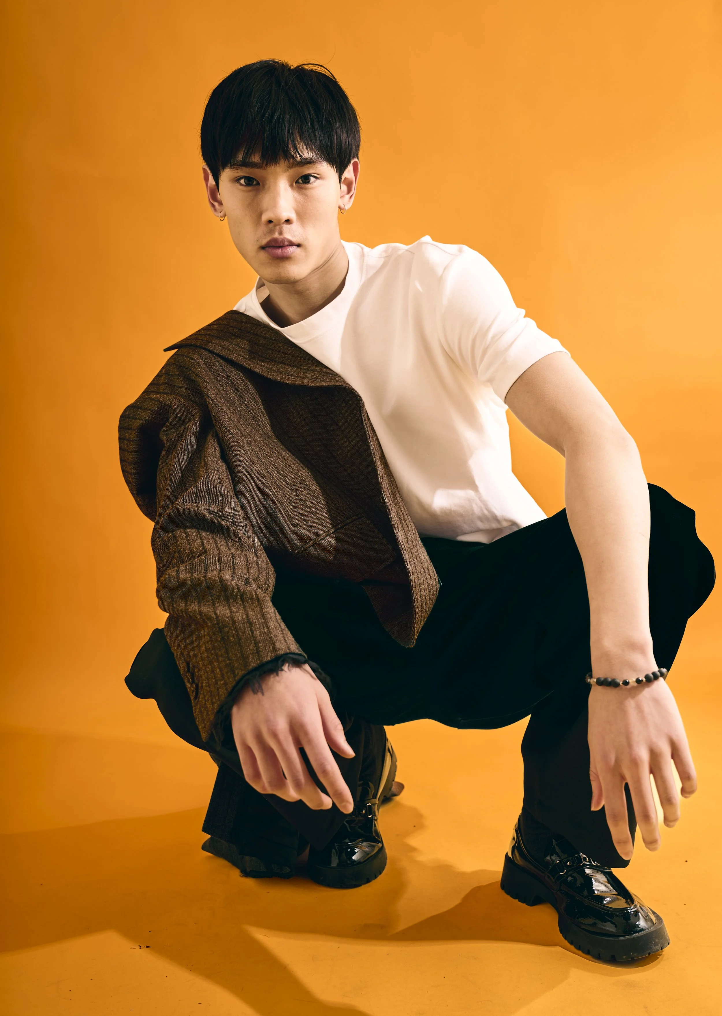 select model - RYAN6429 1.jpg