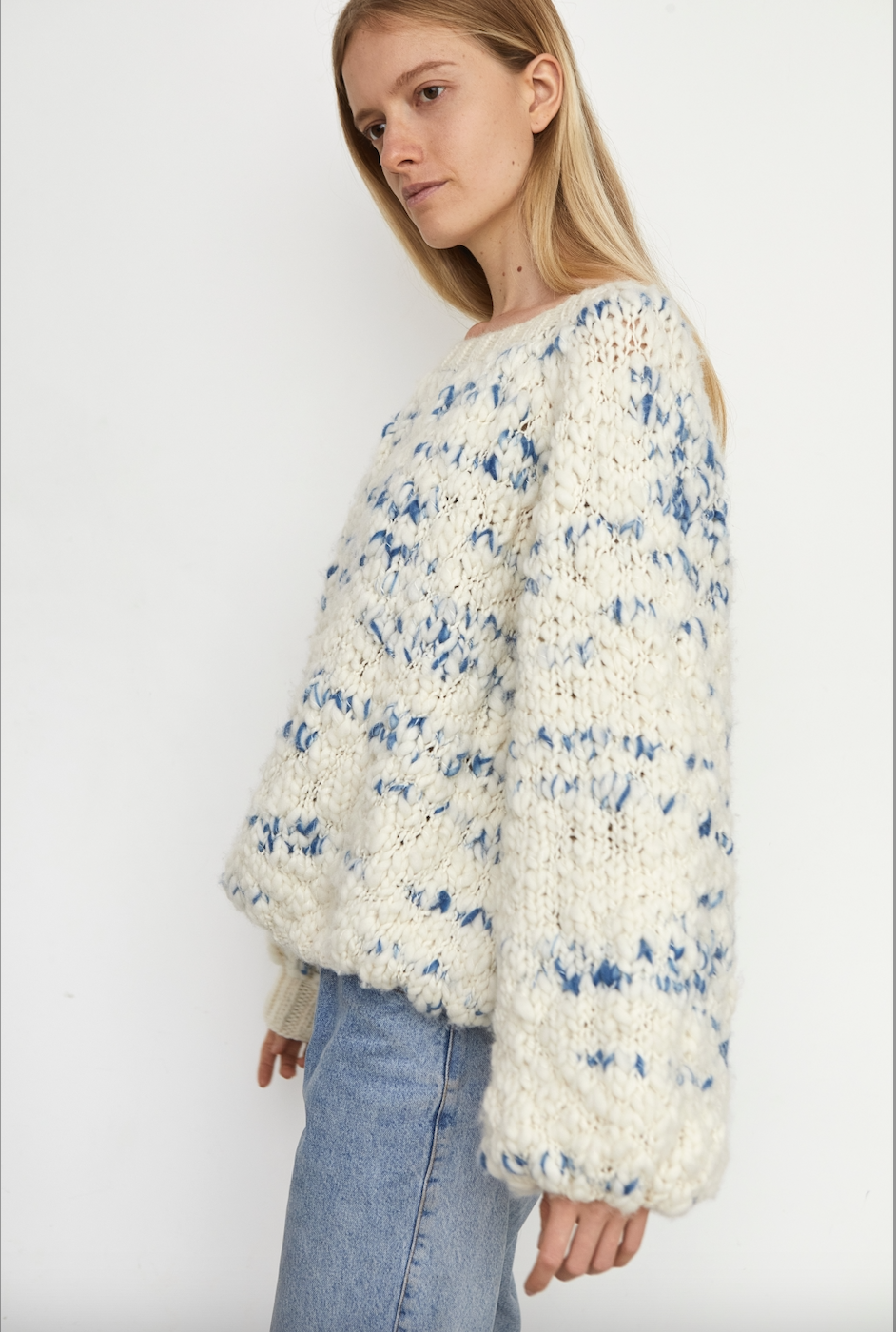 Essential Sweater - Blue Speckles Flame - 02.png