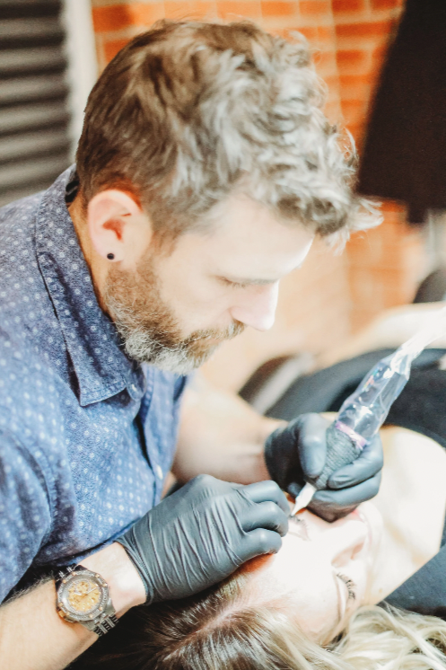 woman getting permanent eyeliner in Landisville