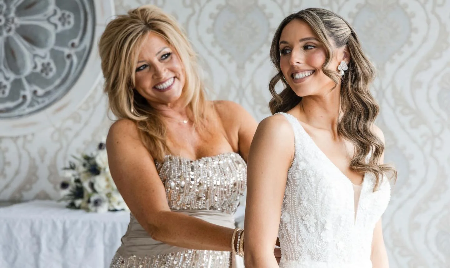 Today we celebrate the hearts behind the hugs, the guidance, and the unconditional love. Happy Mother&rsquo;s Day 💐

Photography: @lifeartphotographers 
Venue: @giorgiosbaitinghollow 
Floral Design: @withallmyheartfloral