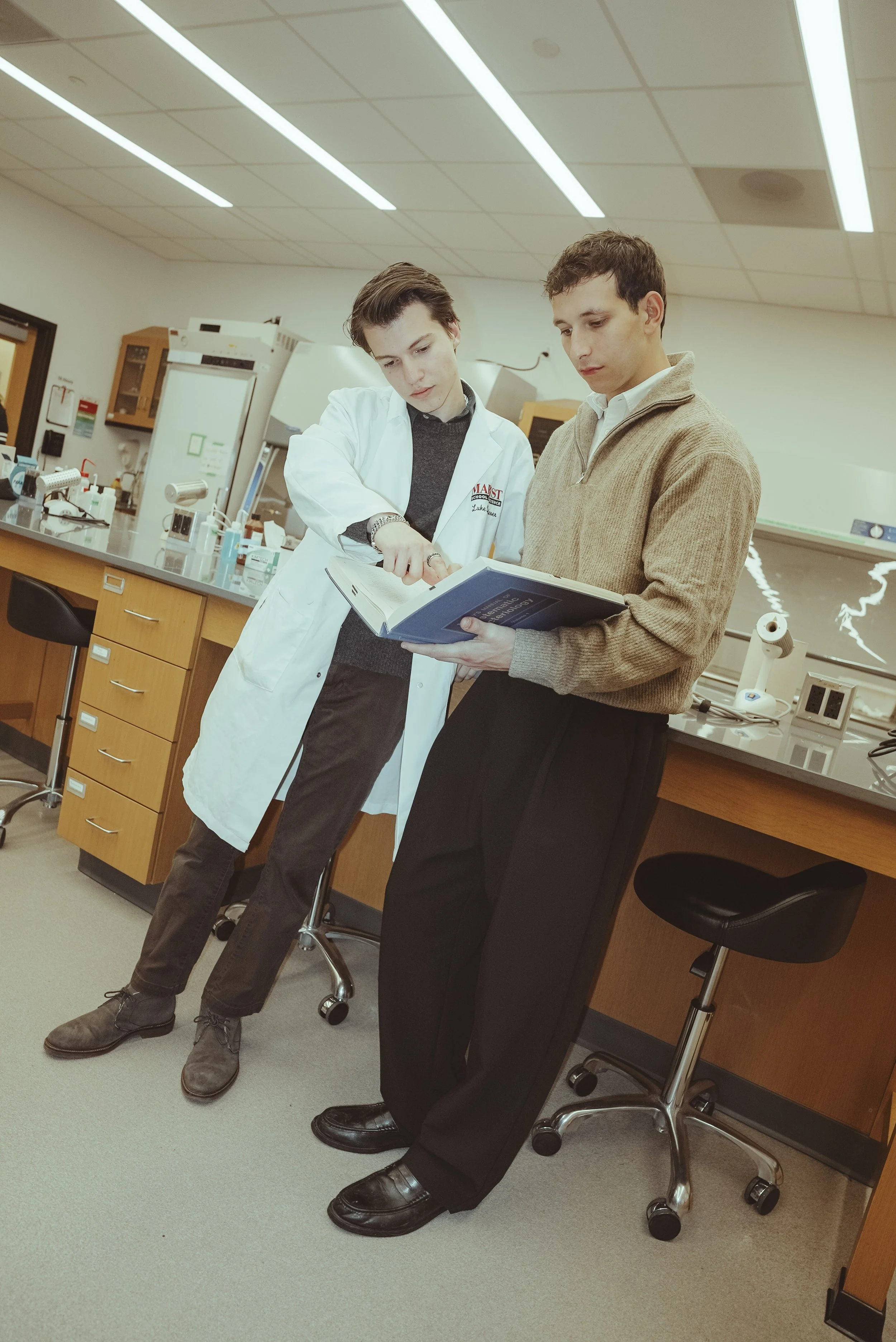                                                                                                                                   Photographer | Dan Shea 