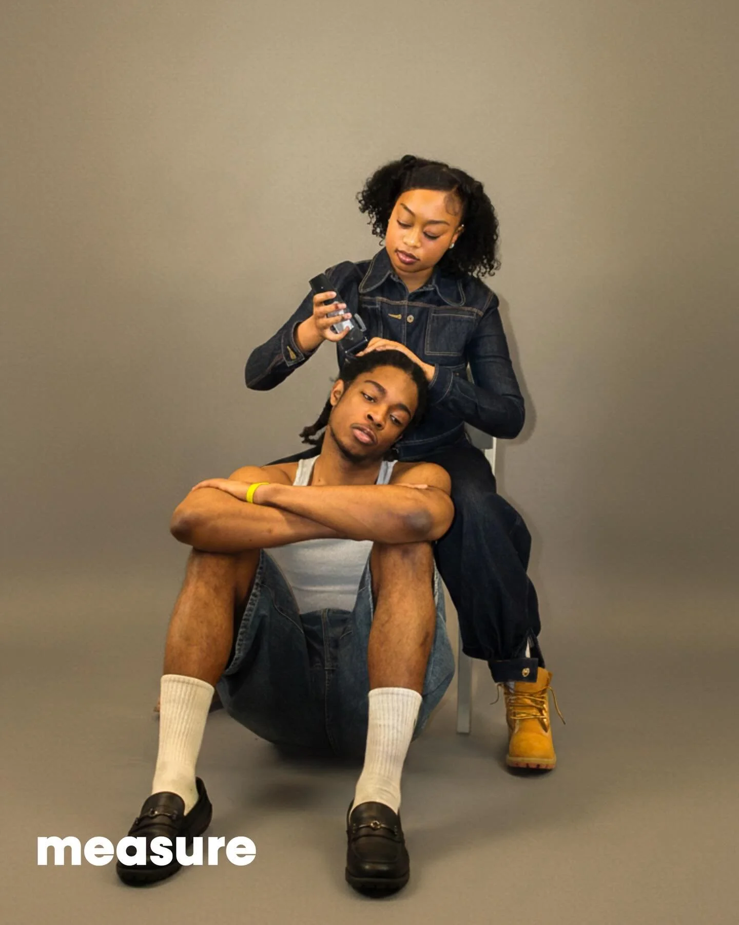 Hair is Heritage

Black hair is an archive of style, strength, and tradition, carried quietly in curls, coils, and cornrows. As we near the end of Black History Month, its legacy remains rooted in everyday life.

Director | @sofiasarzosa
Photographer