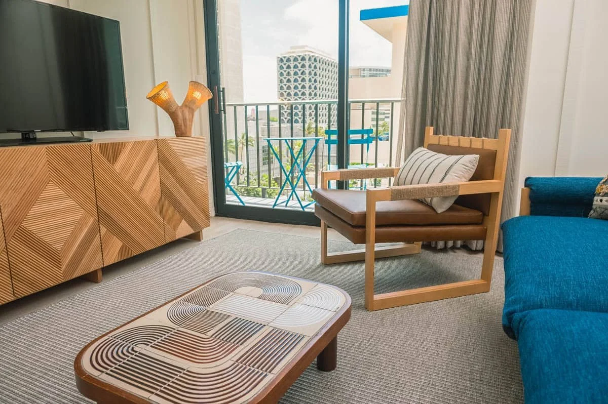 The_Surfjack_3_Bedroom_Suite_Living_Area_2.jpg