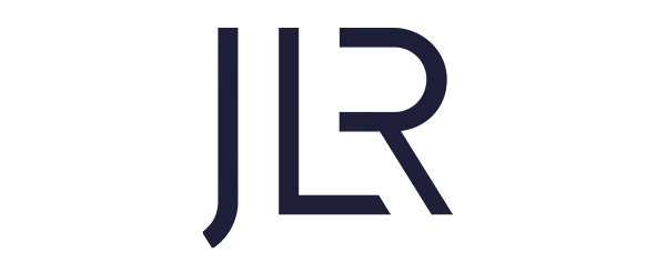 Logo mit den Buchstaben J und R in dunklem Blau auf schwarzem Hintergrund.