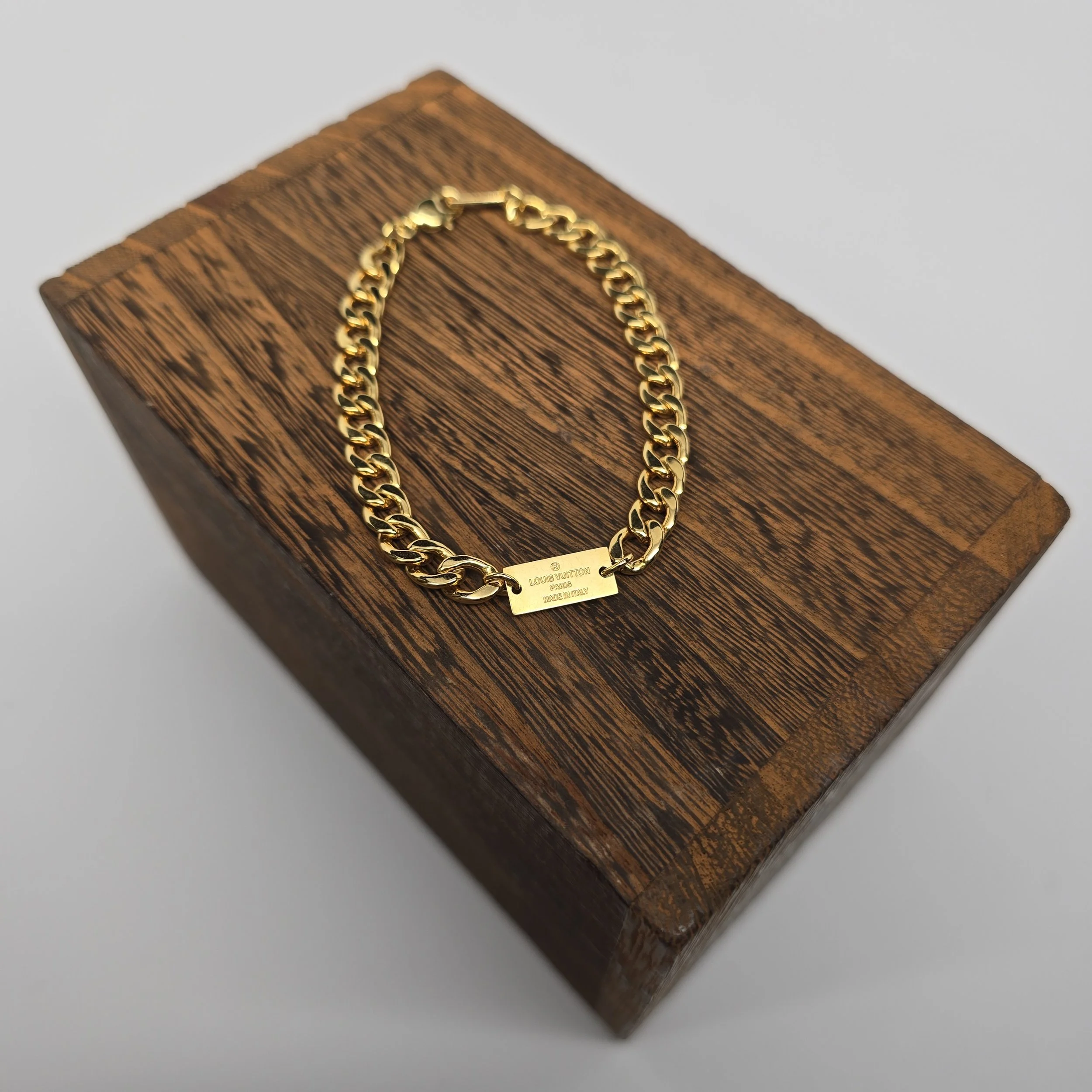 Grounded Chain Identity Bracelet