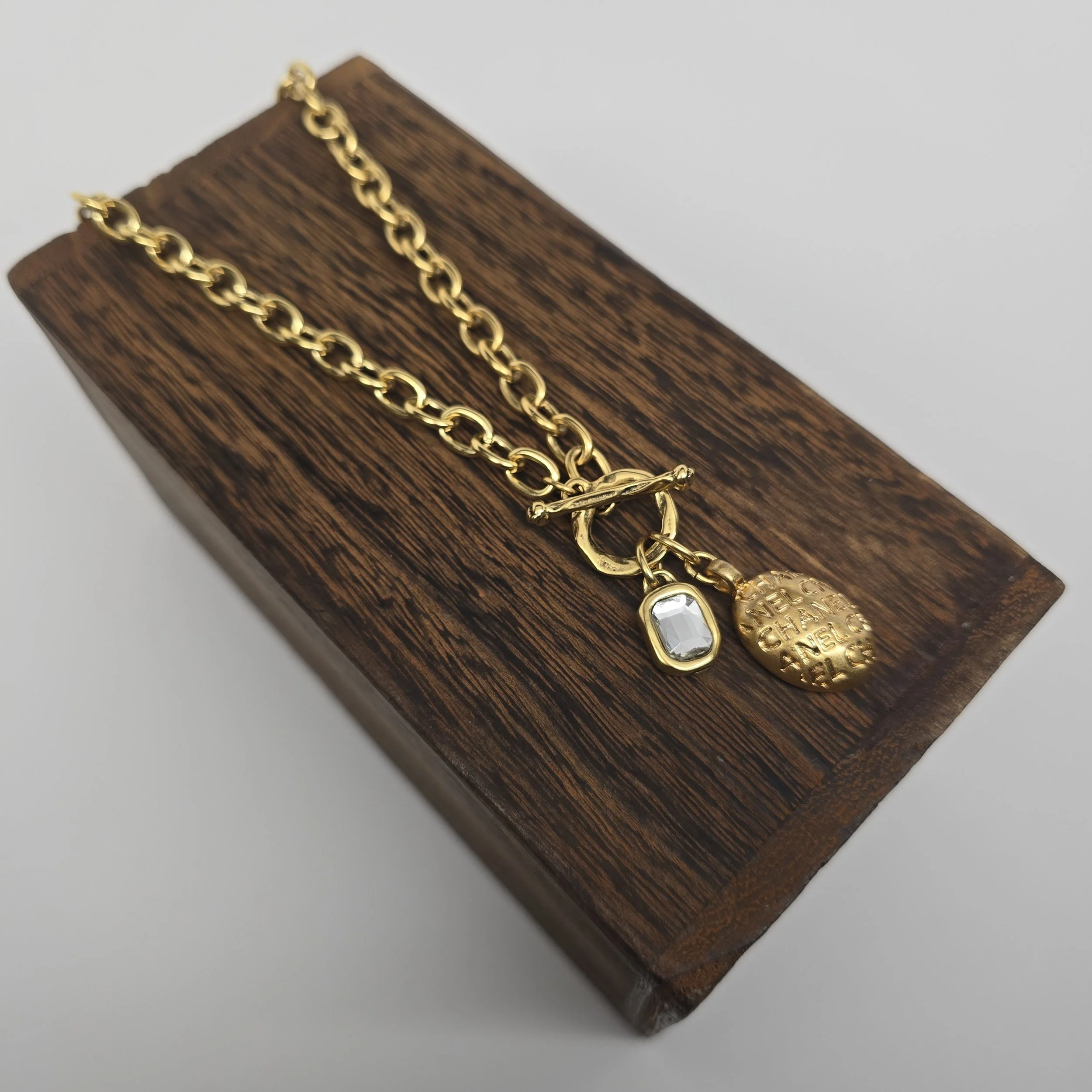 1970 Vintage Chanel Passage