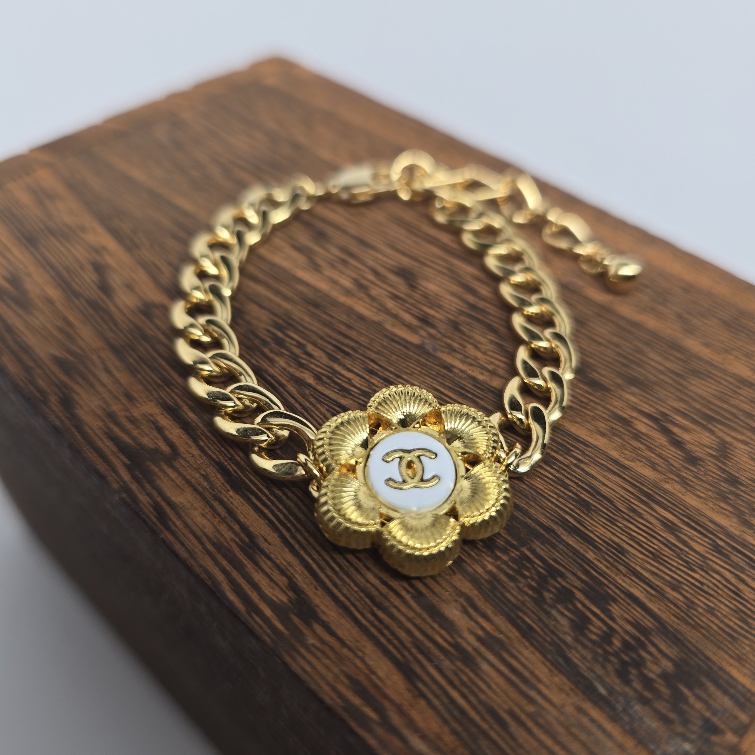 Fleur de Camellia Bracelet