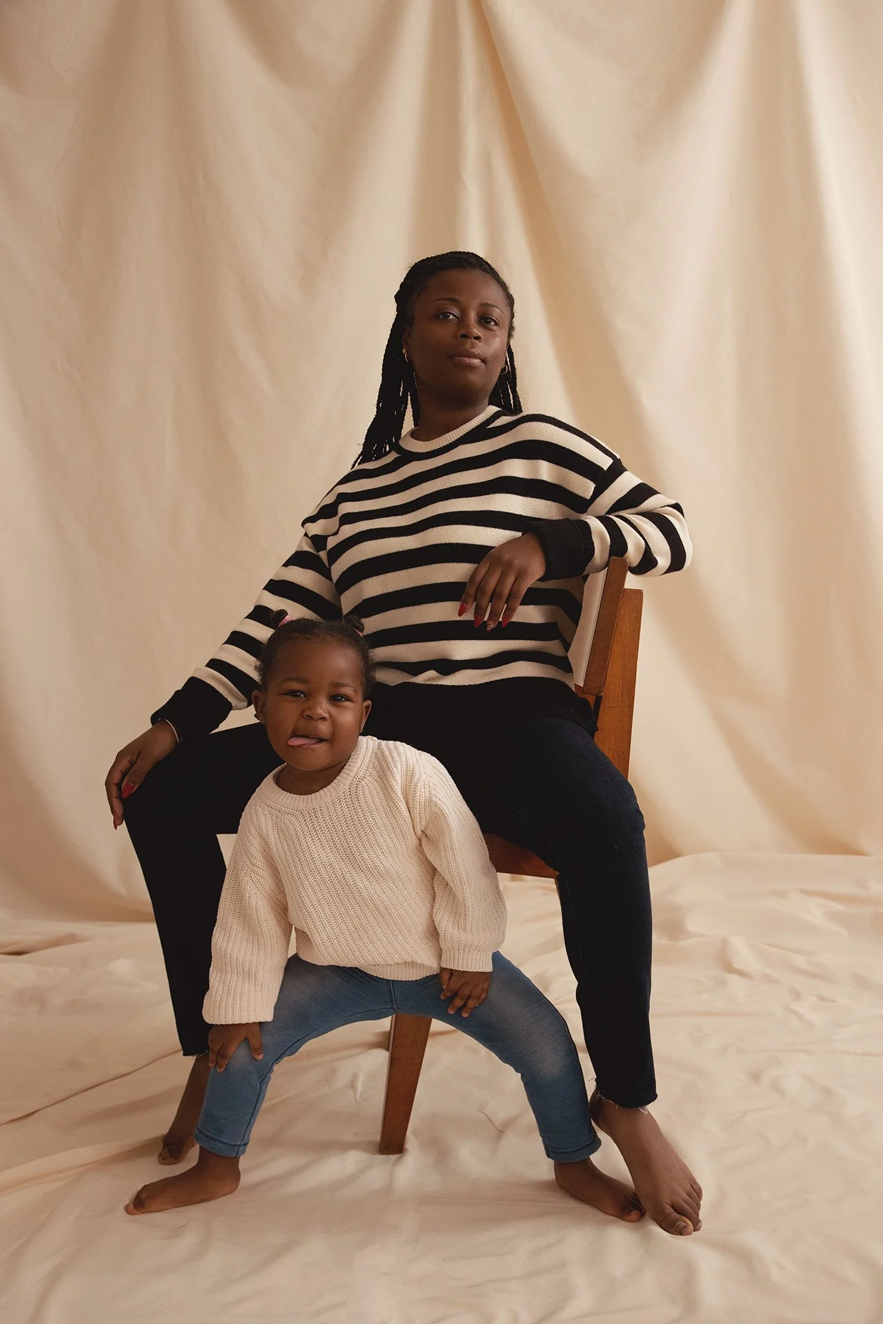 mini sessão dia da mãe em estúdio em Lisboa