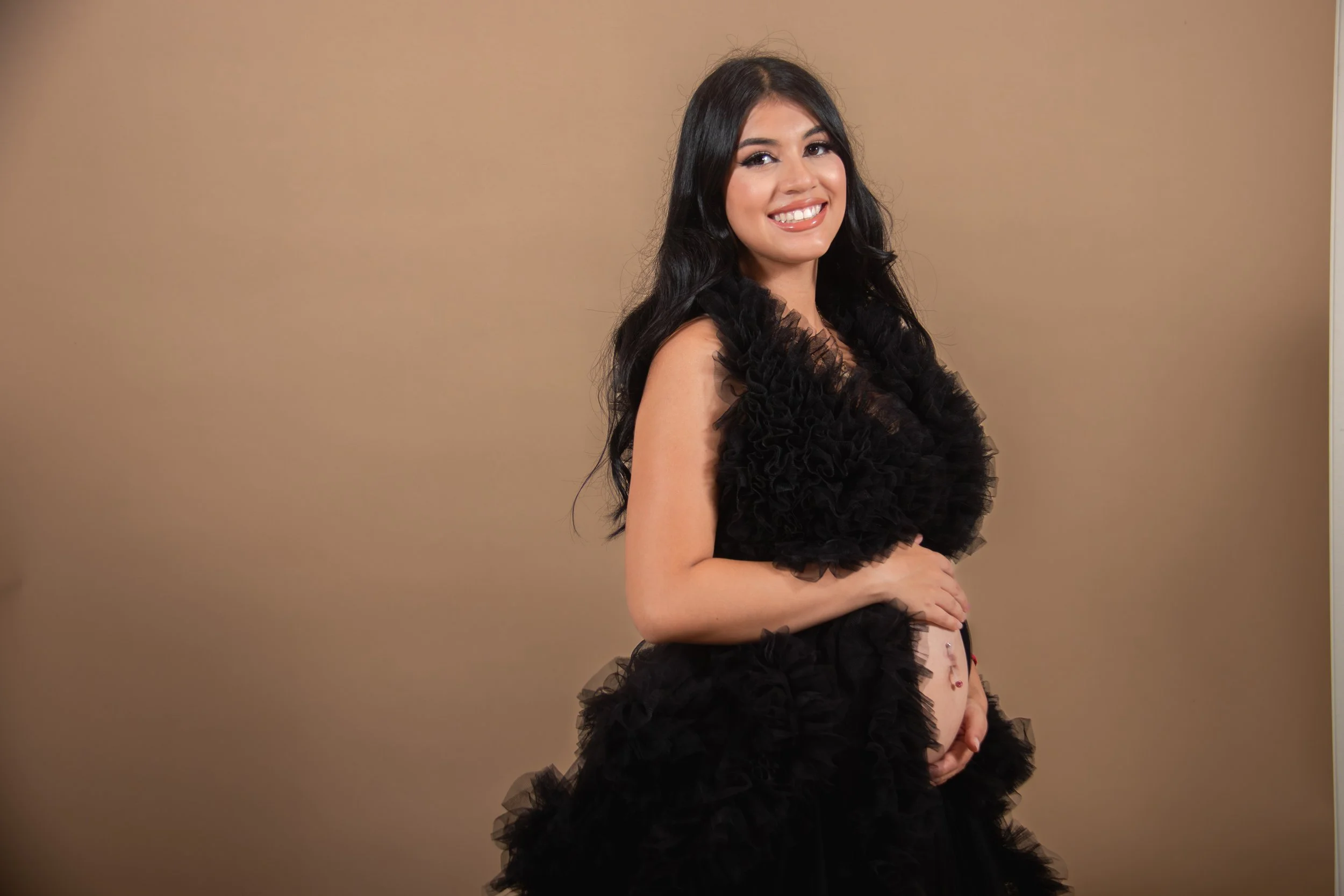 Lorna's Maternity Shoot Black Dress-3.jpg